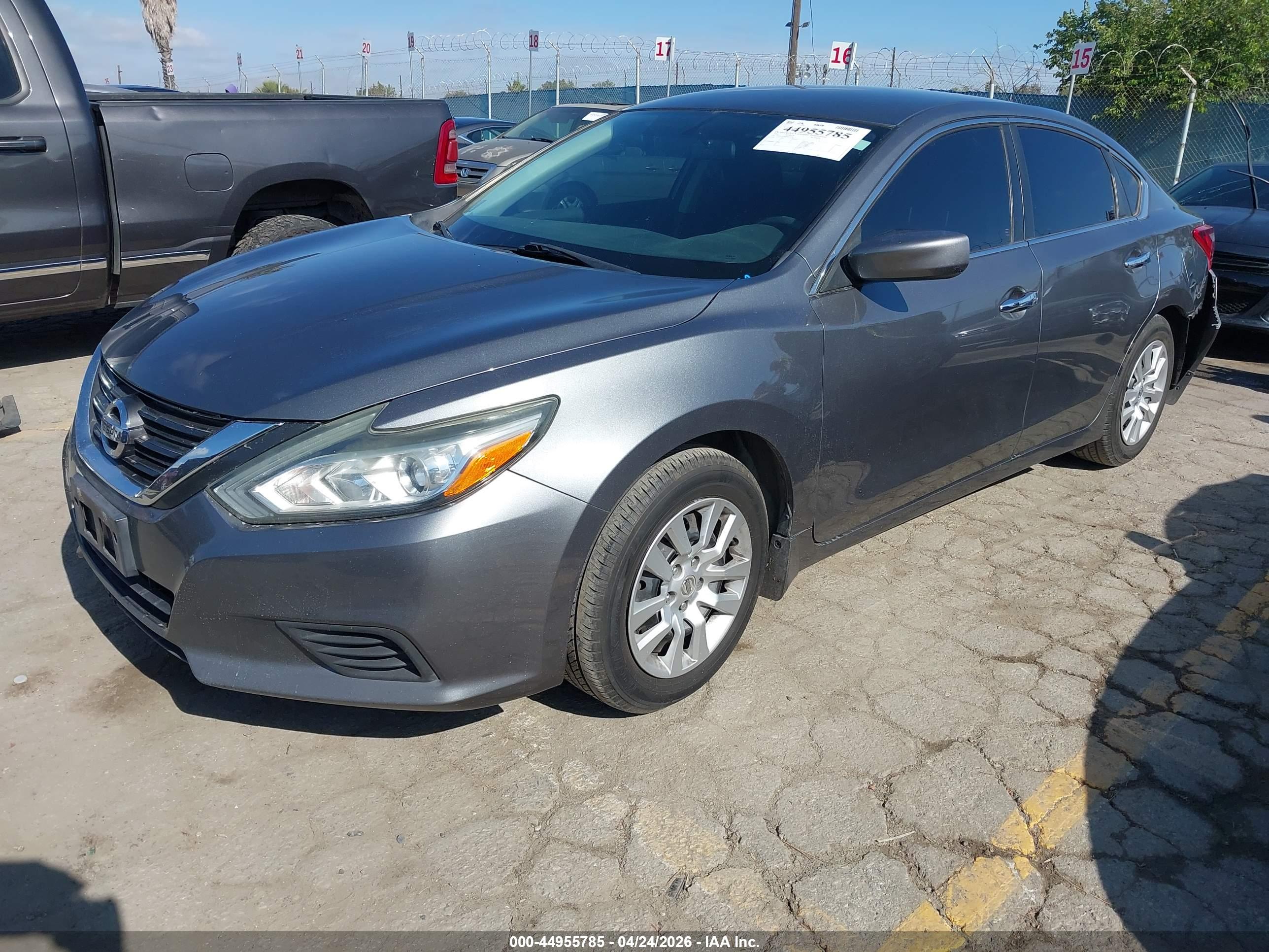 NISSAN ALTIMA image 2