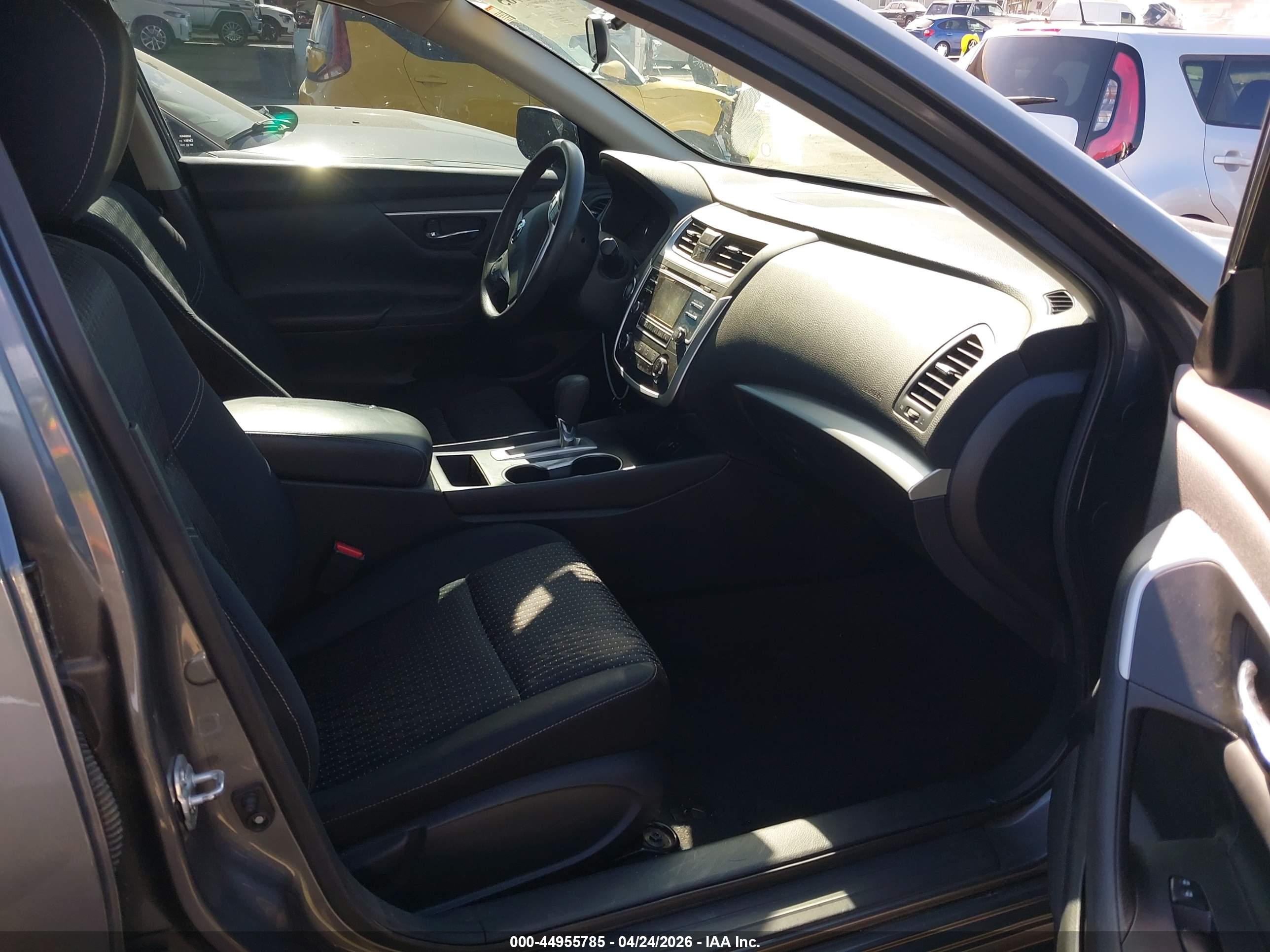 NISSAN ALTIMA image 5