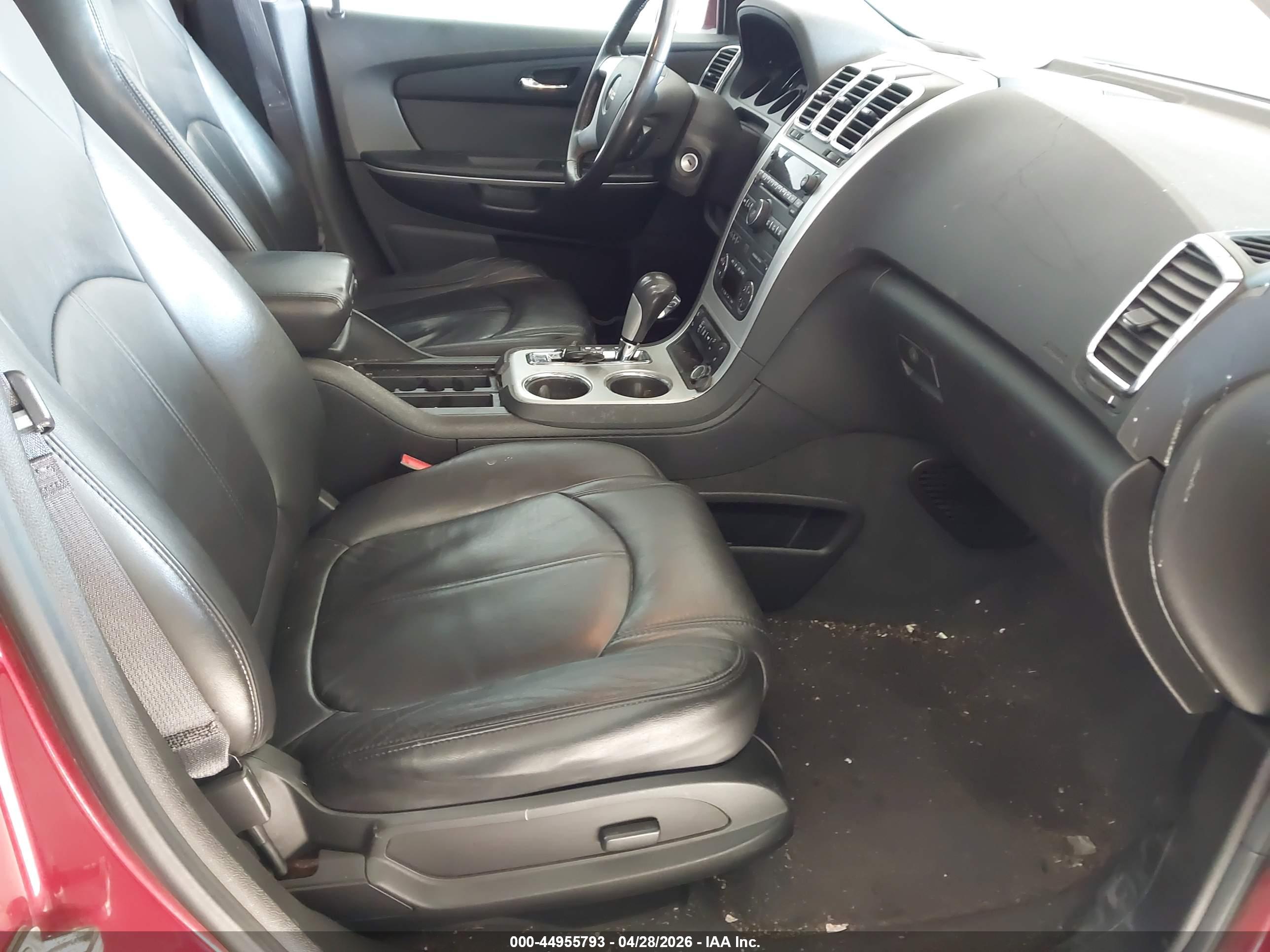 GMC ACADIA image 5
