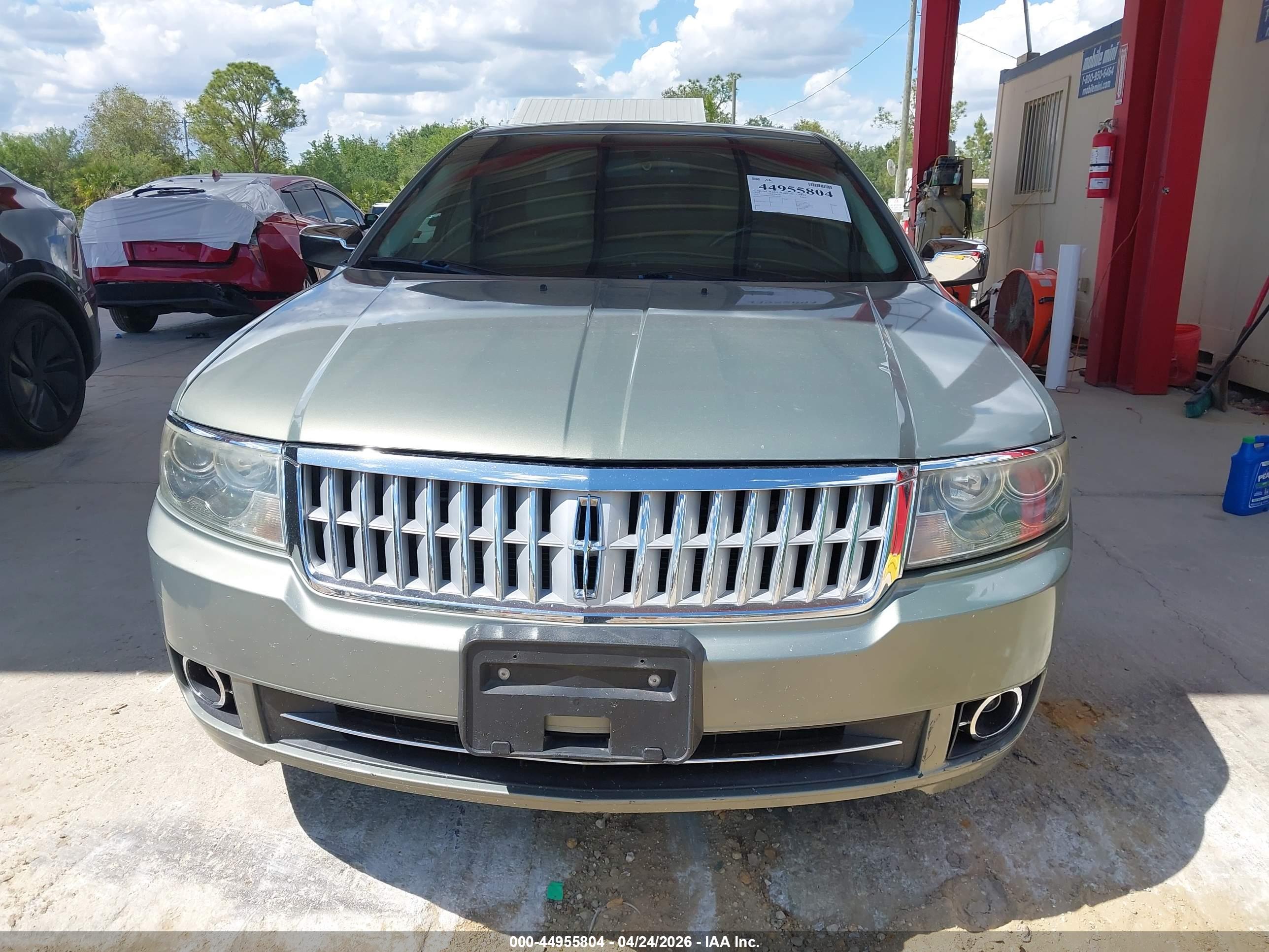 LINCOLN MKZ image 6