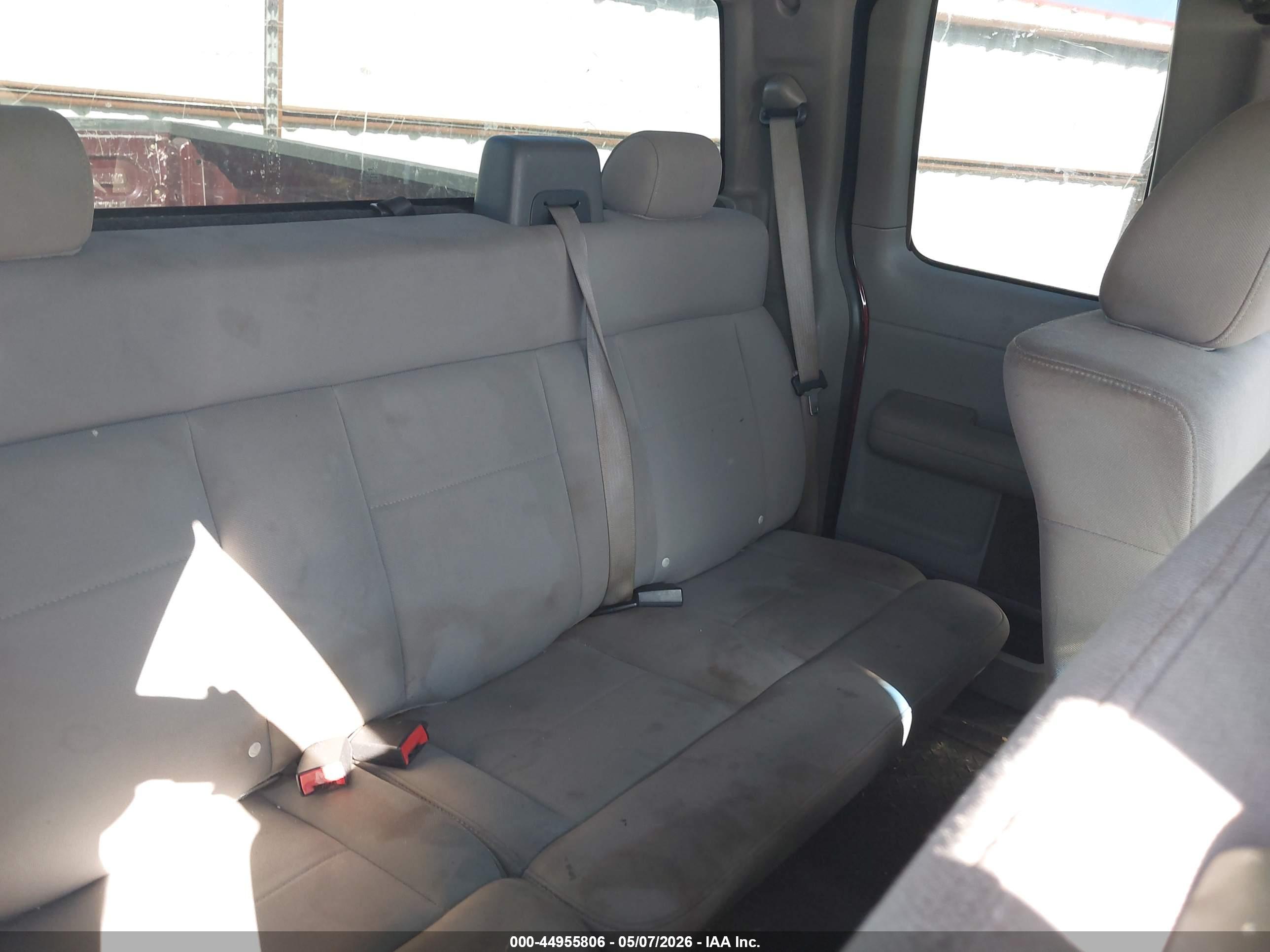 FORD F-150 image 8