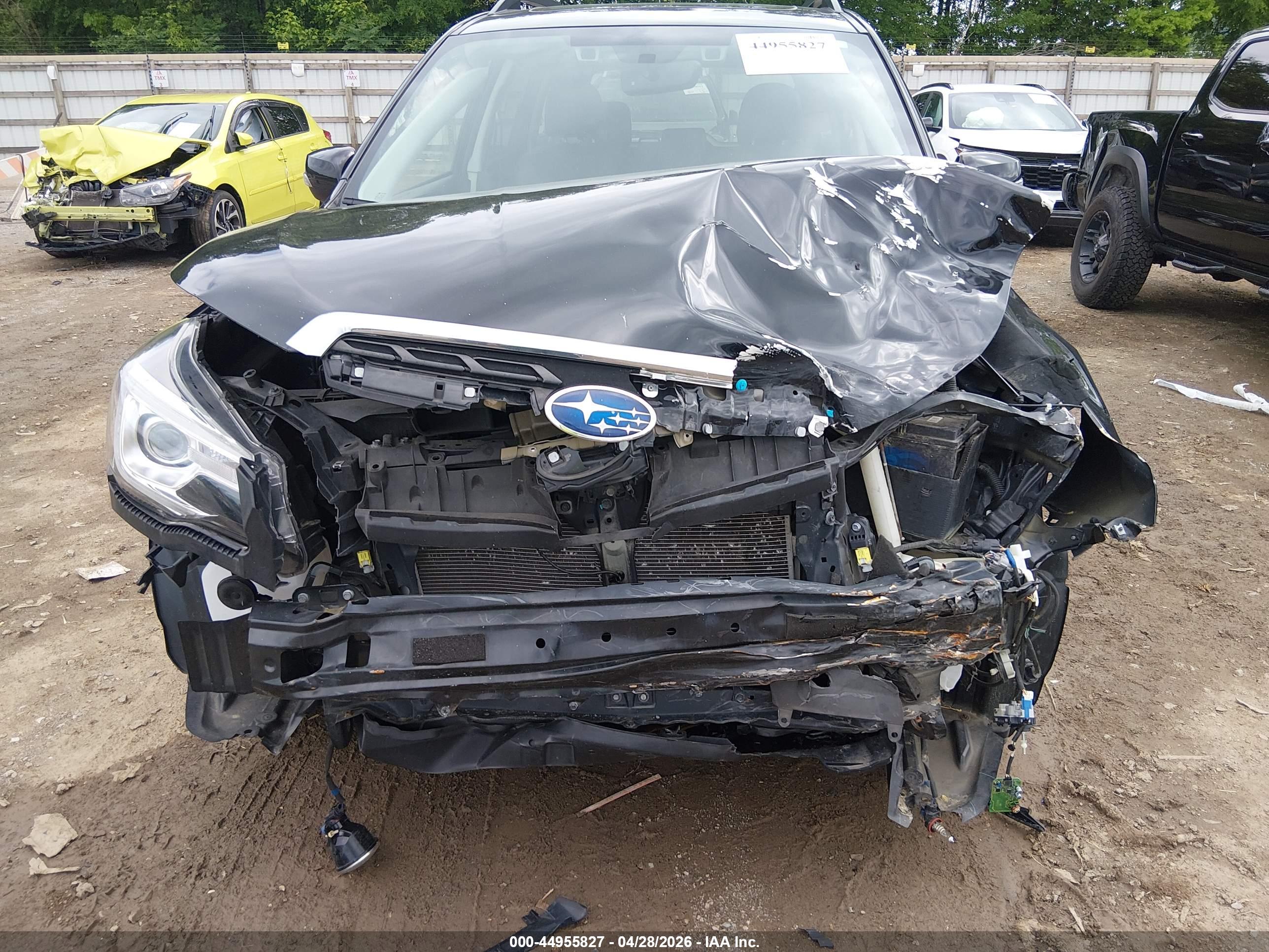 SUBARU FORESTER image 6