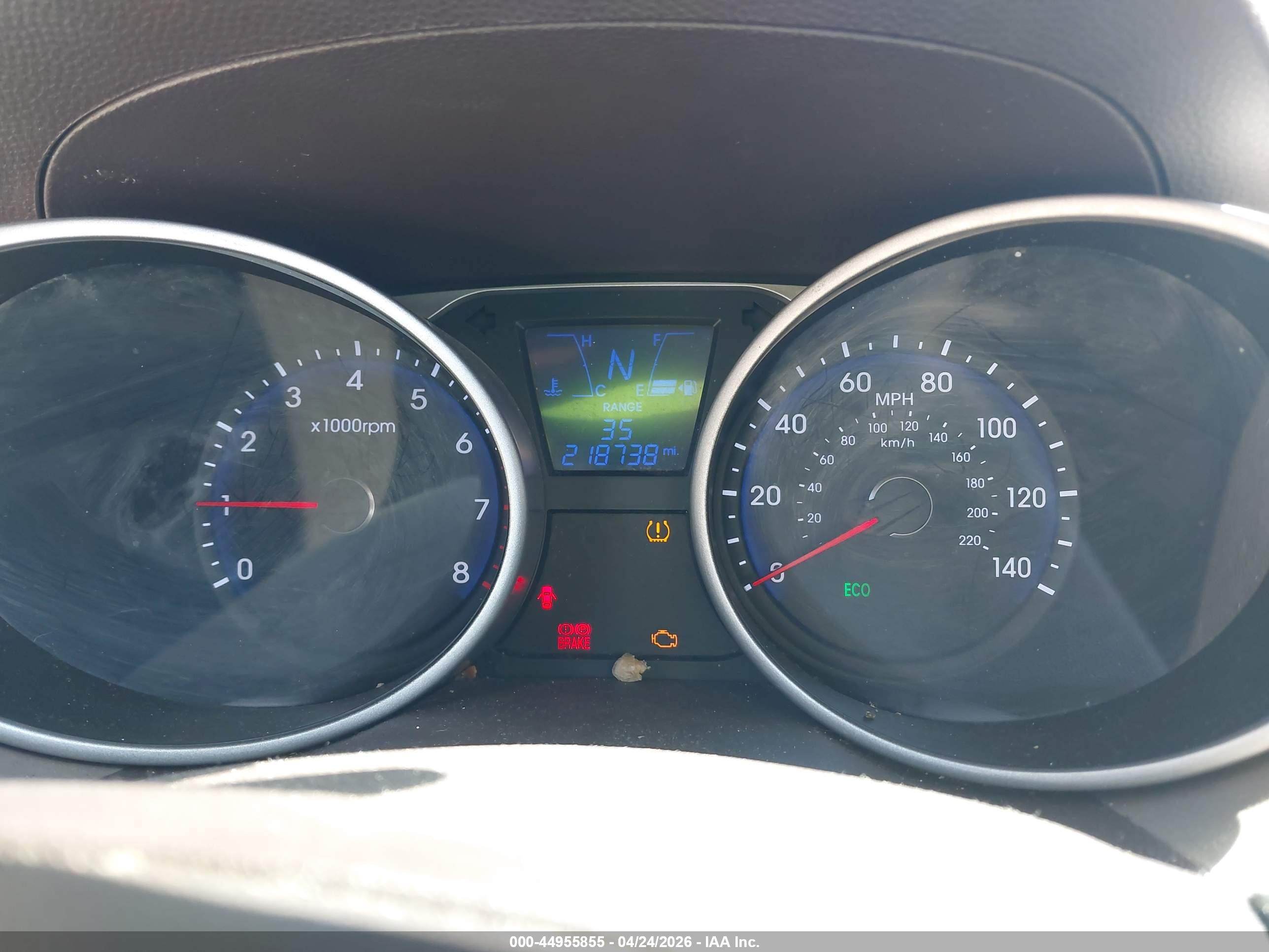 HYUNDAI TUCSON image 7
