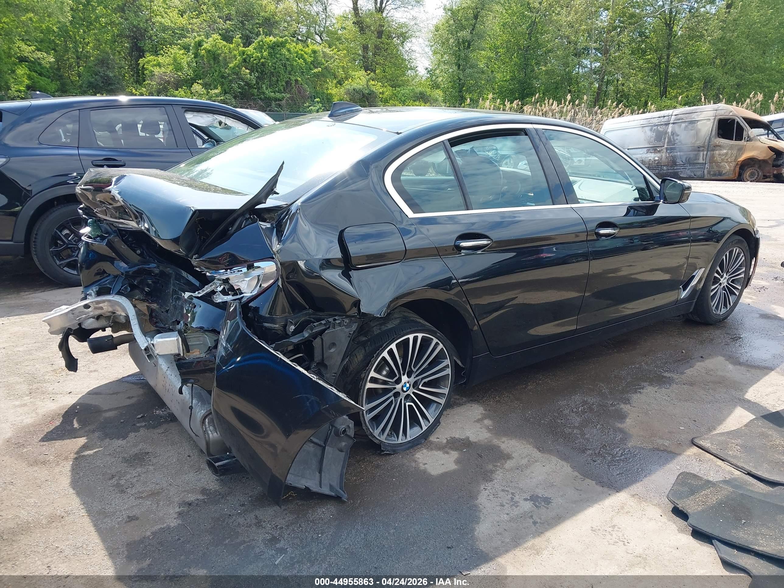 BMW 530I image 4