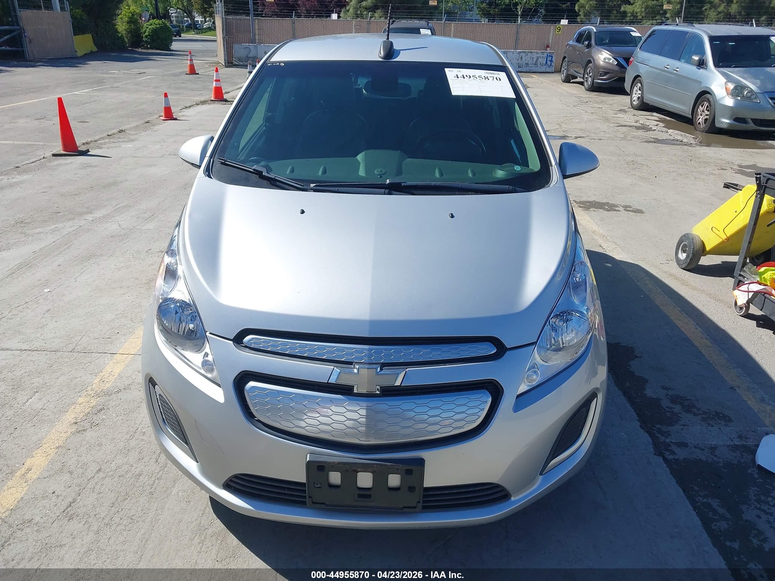 CHEVROLET SPARK image 6