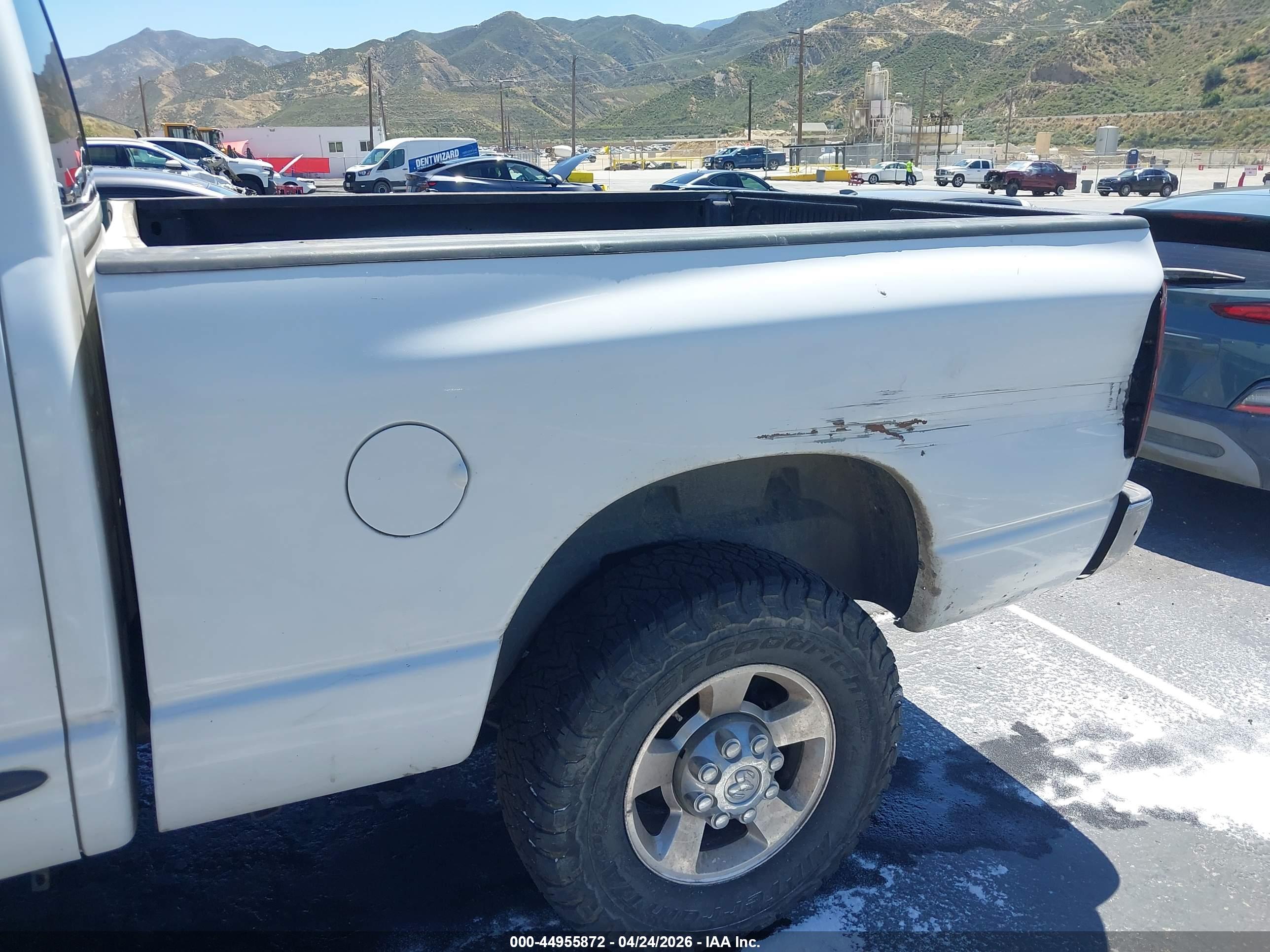 DODGE RAM image 6