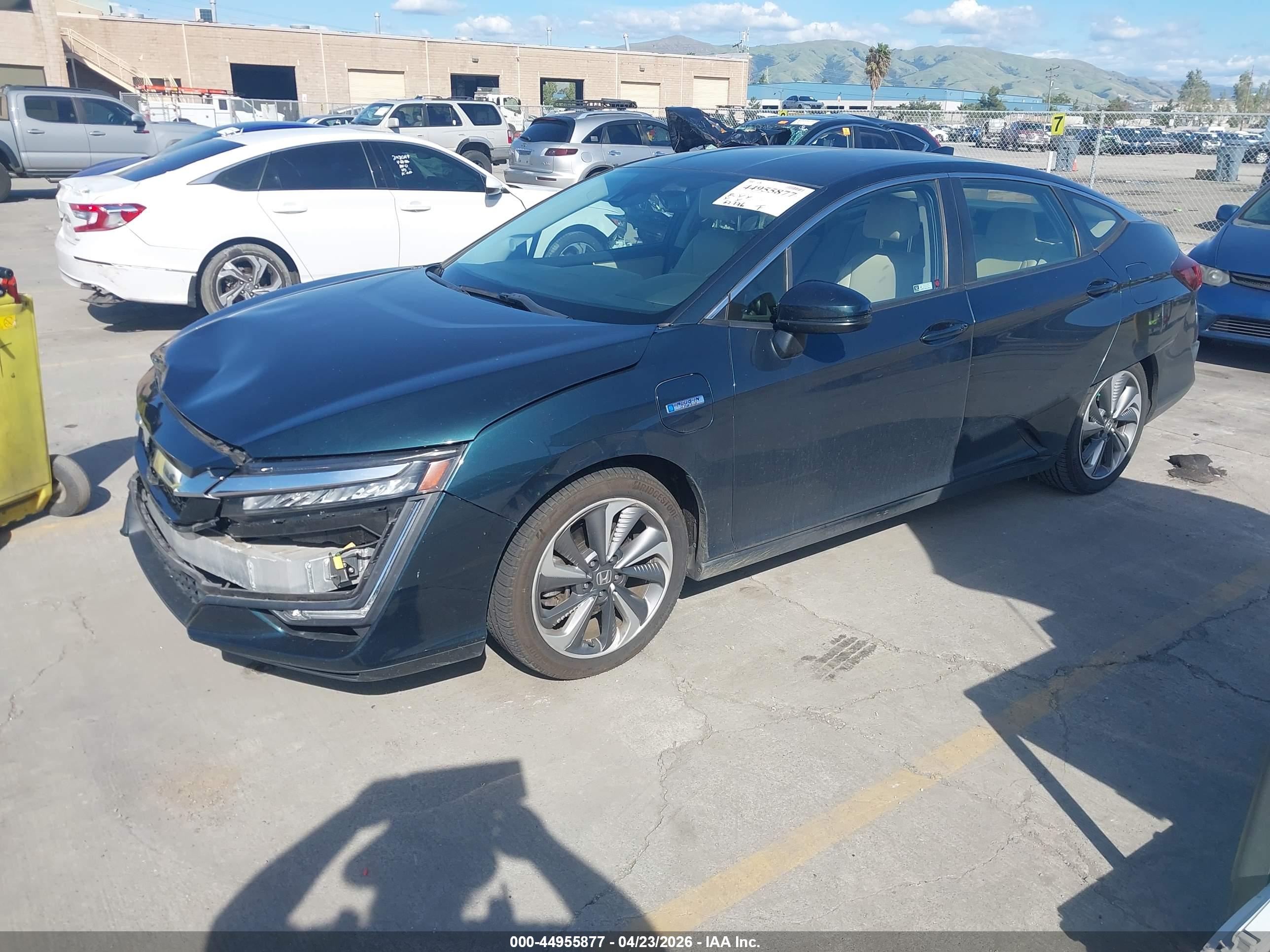 HONDA CLARITY image 2