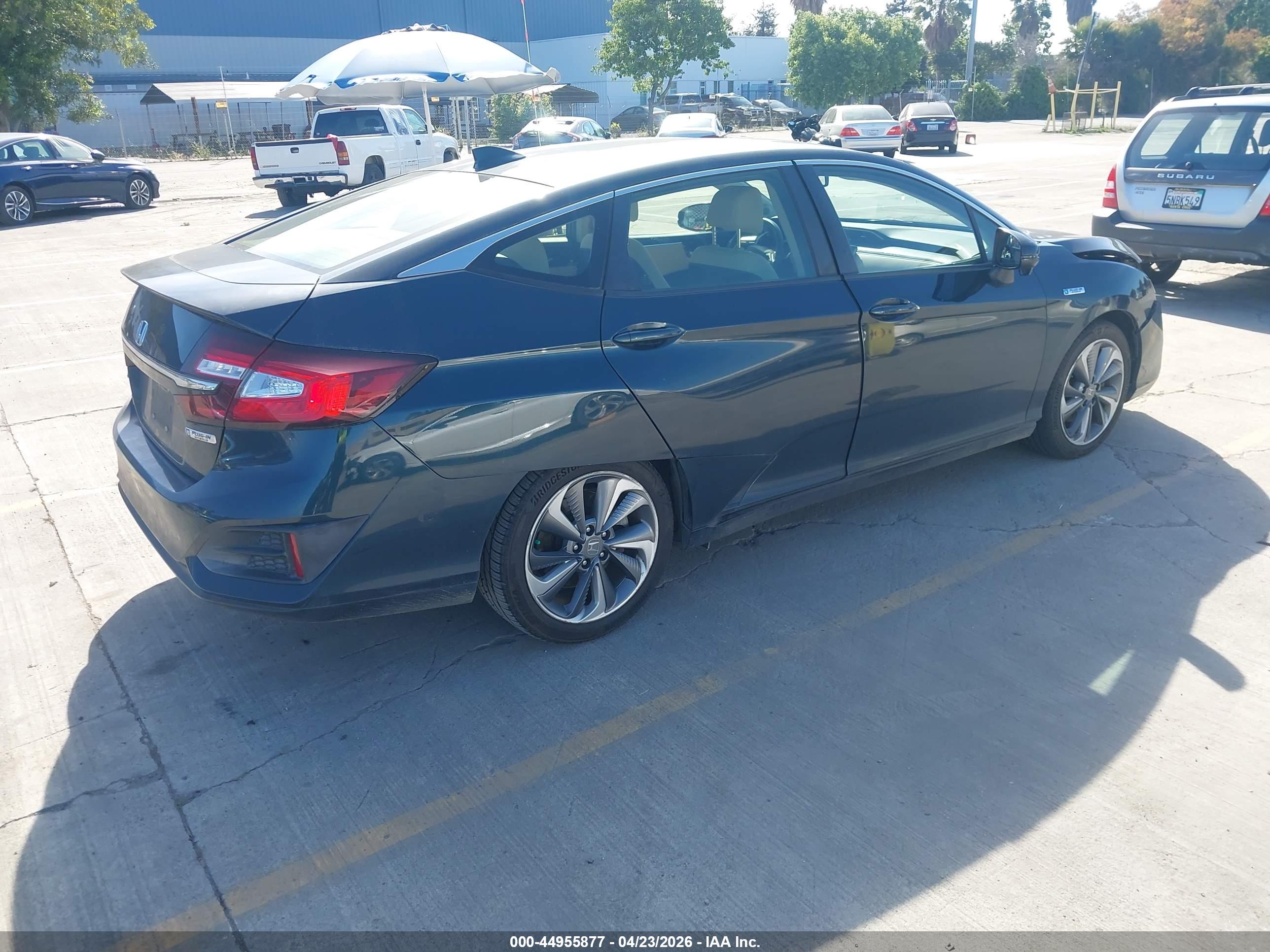 HONDA CLARITY image 4