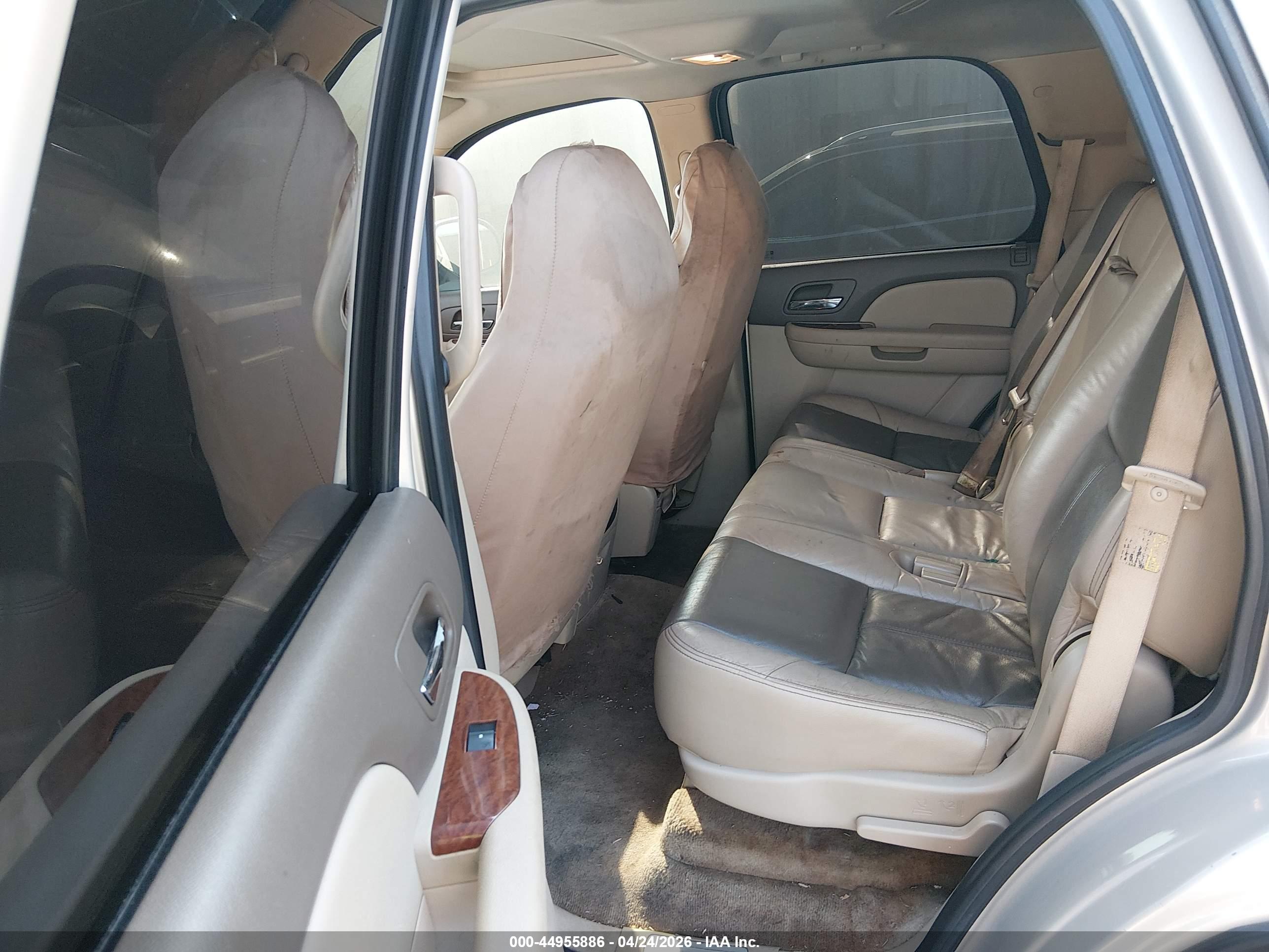 GMC YUKON image 8