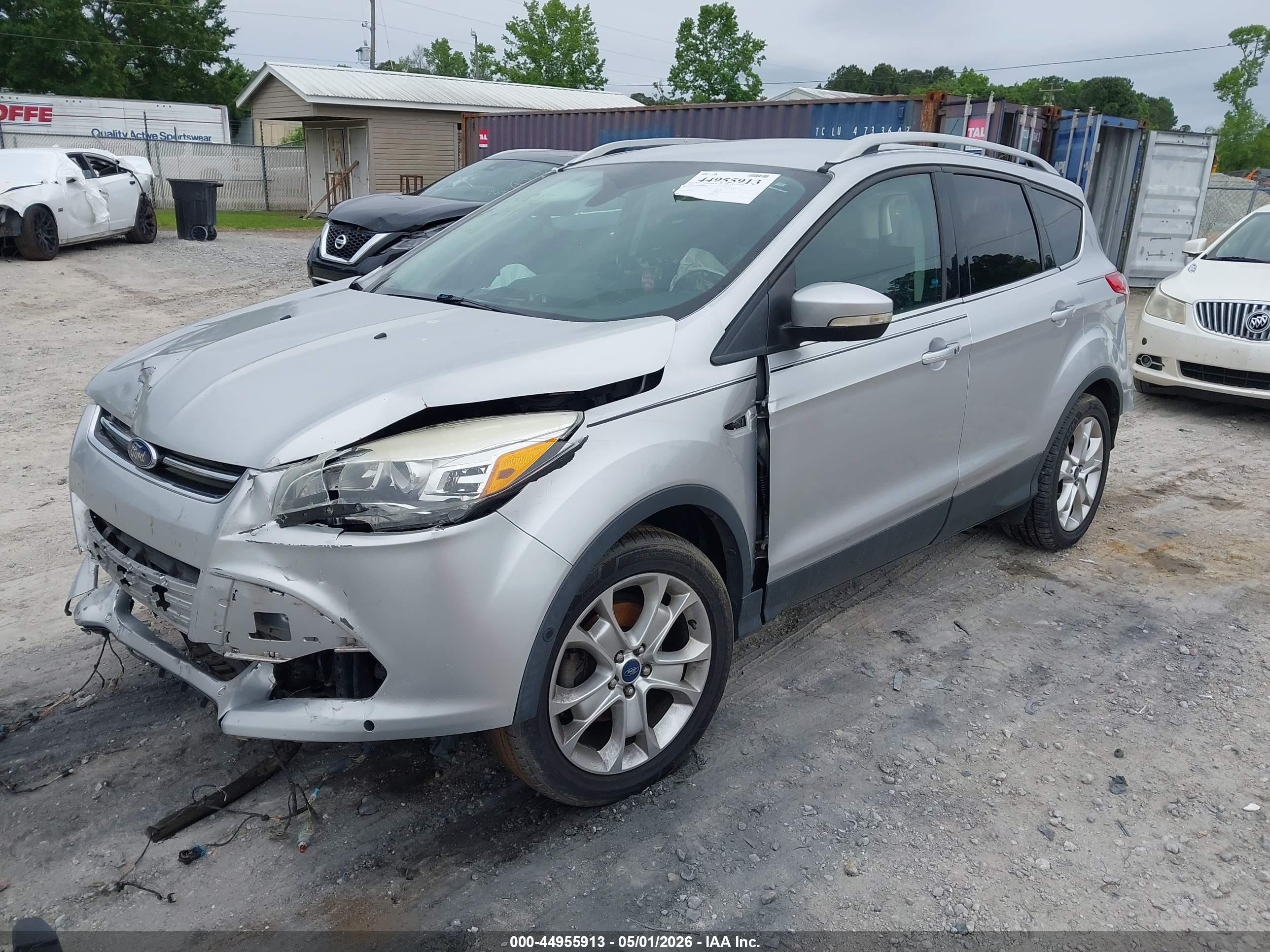 FORD ESCAPE image 2