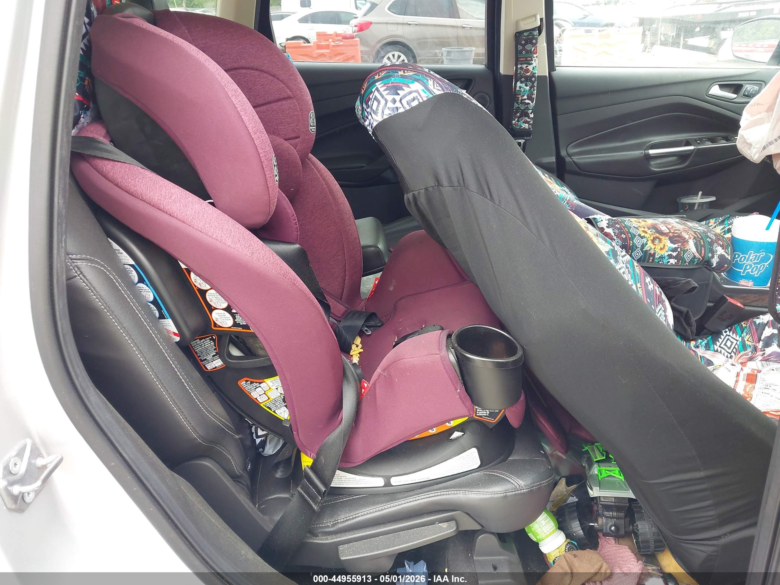 FORD ESCAPE image 8