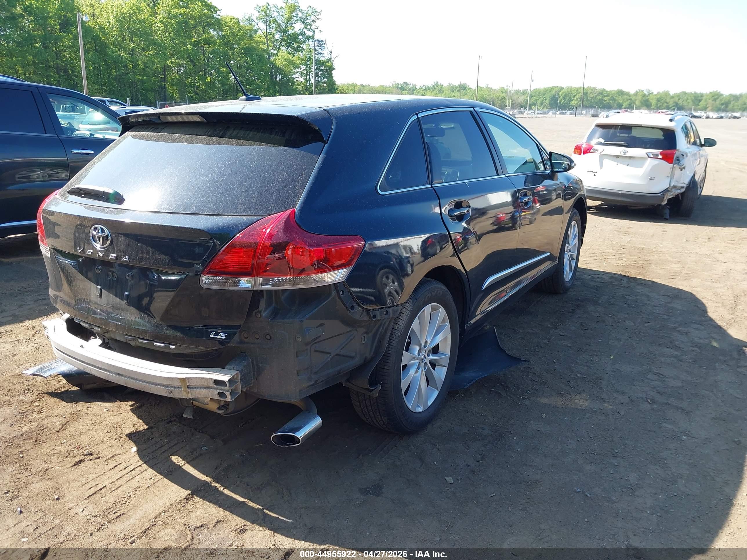 TOYOTA VENZA image 4