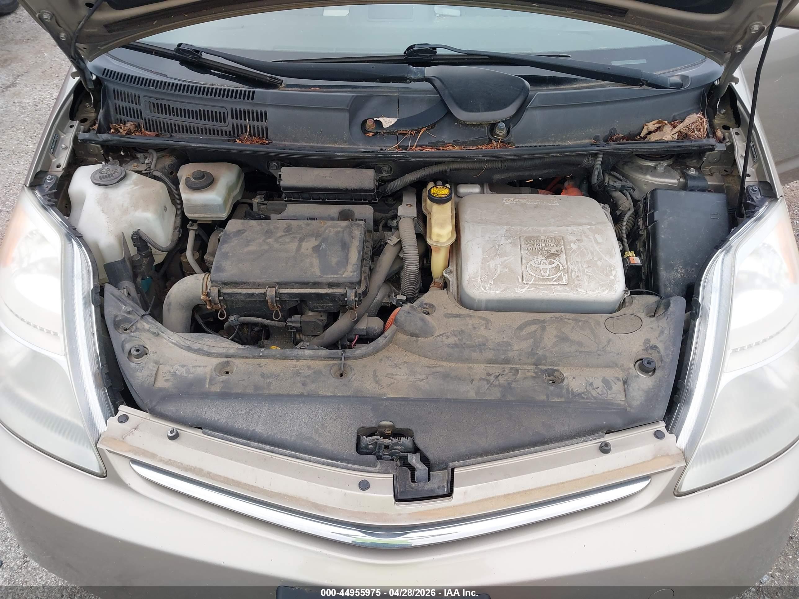 TOYOTA PRIUS image 10