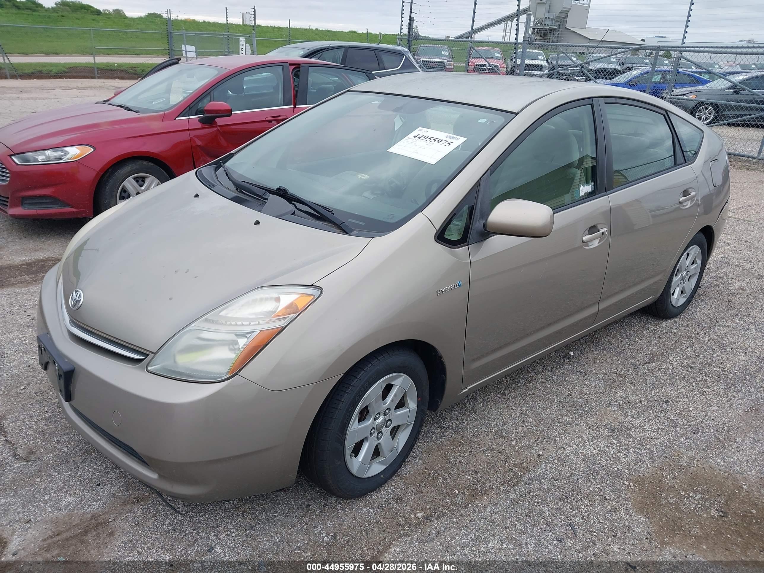 TOYOTA PRIUS image 2