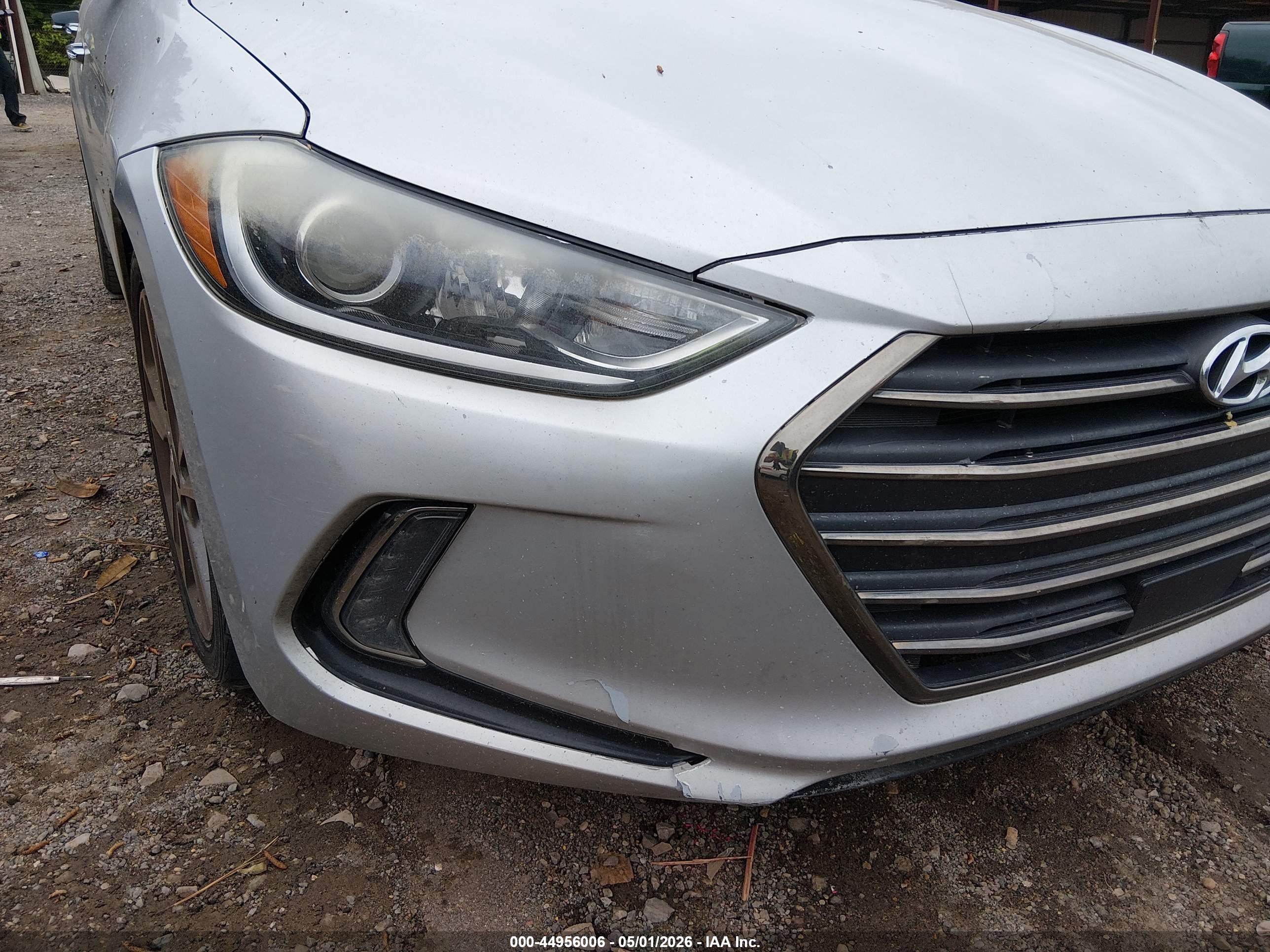 HYUNDAI ELANTRA image 6