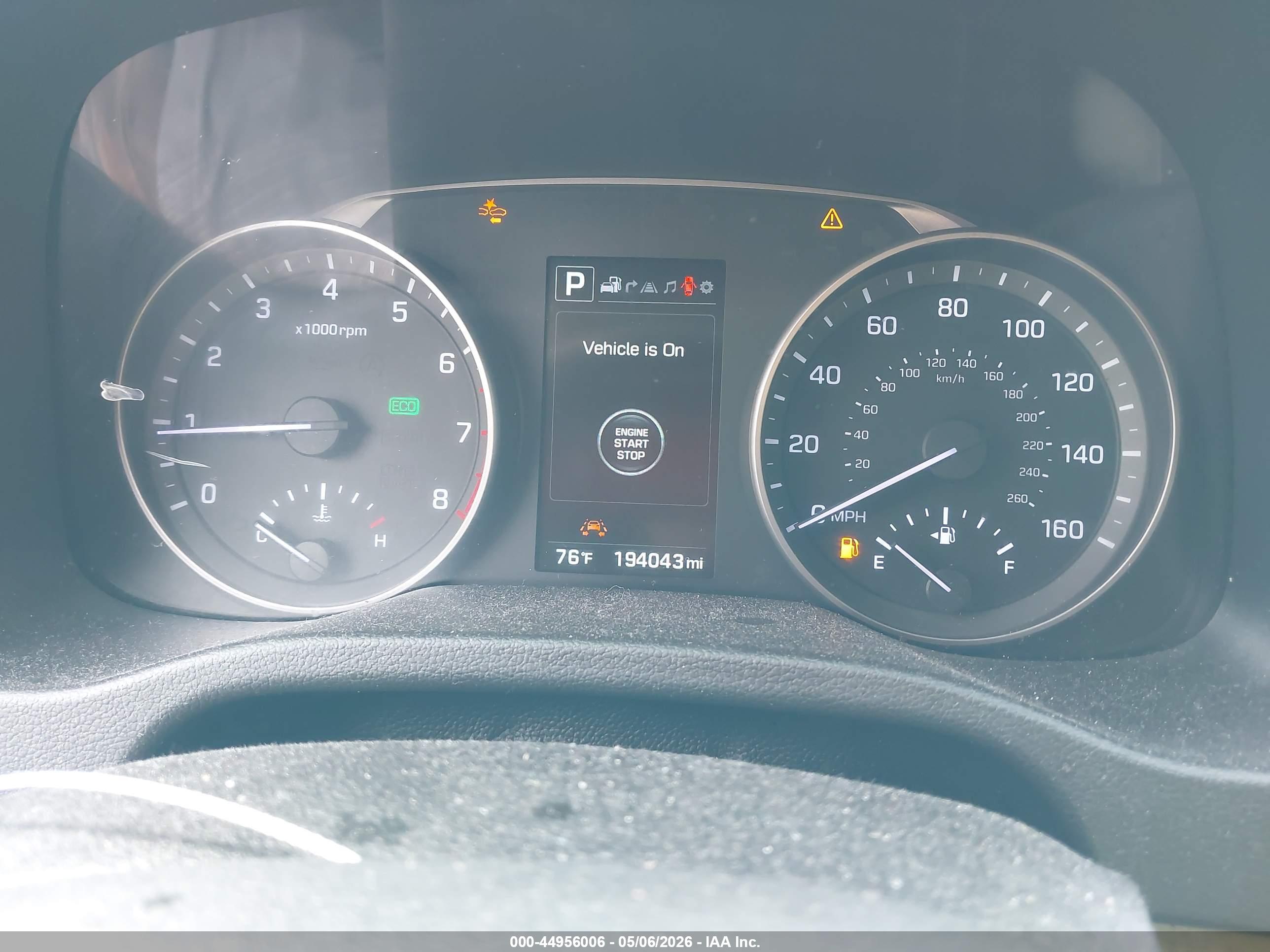 HYUNDAI ELANTRA image 7
