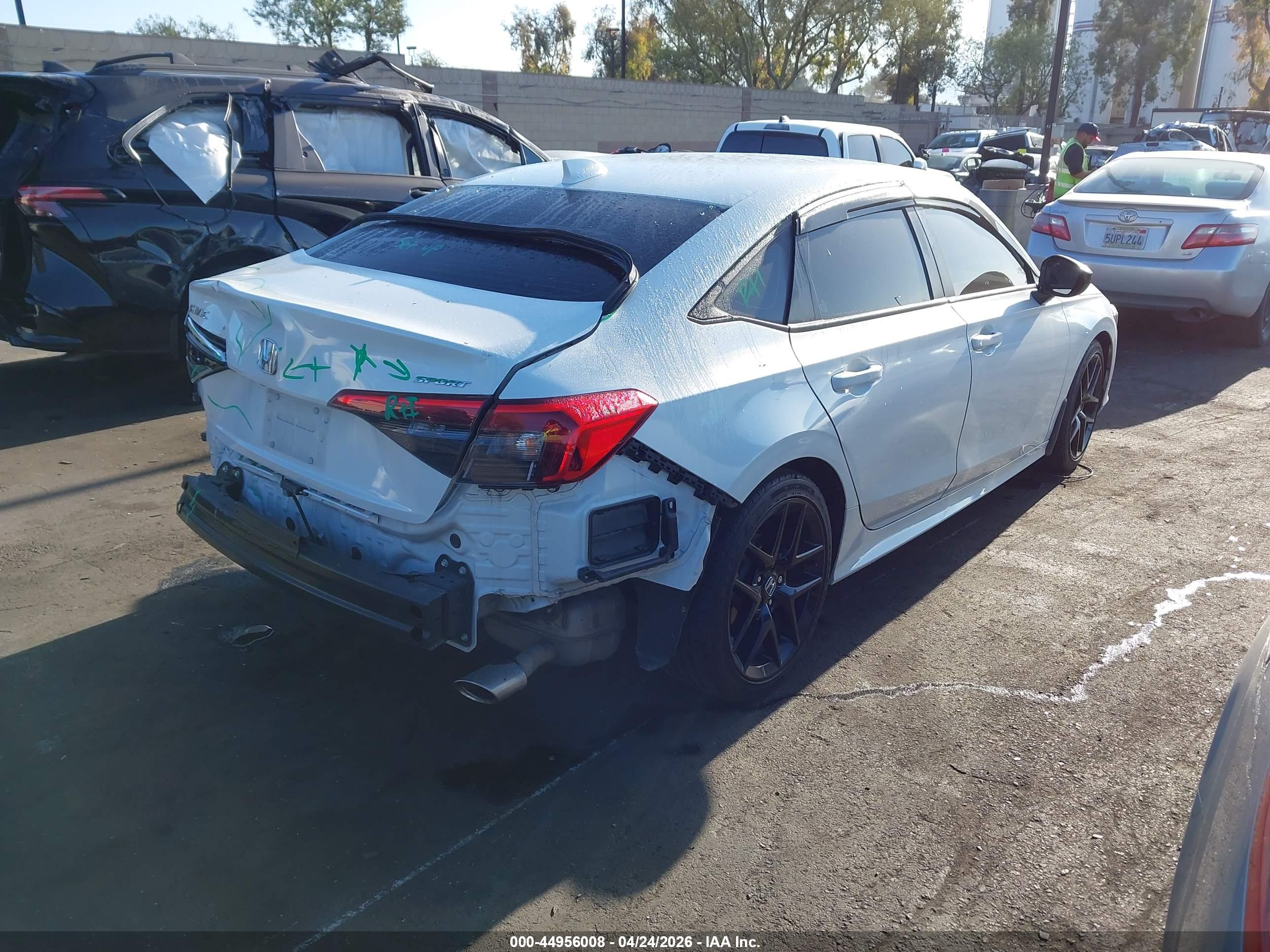 HONDA CIVIC image 4