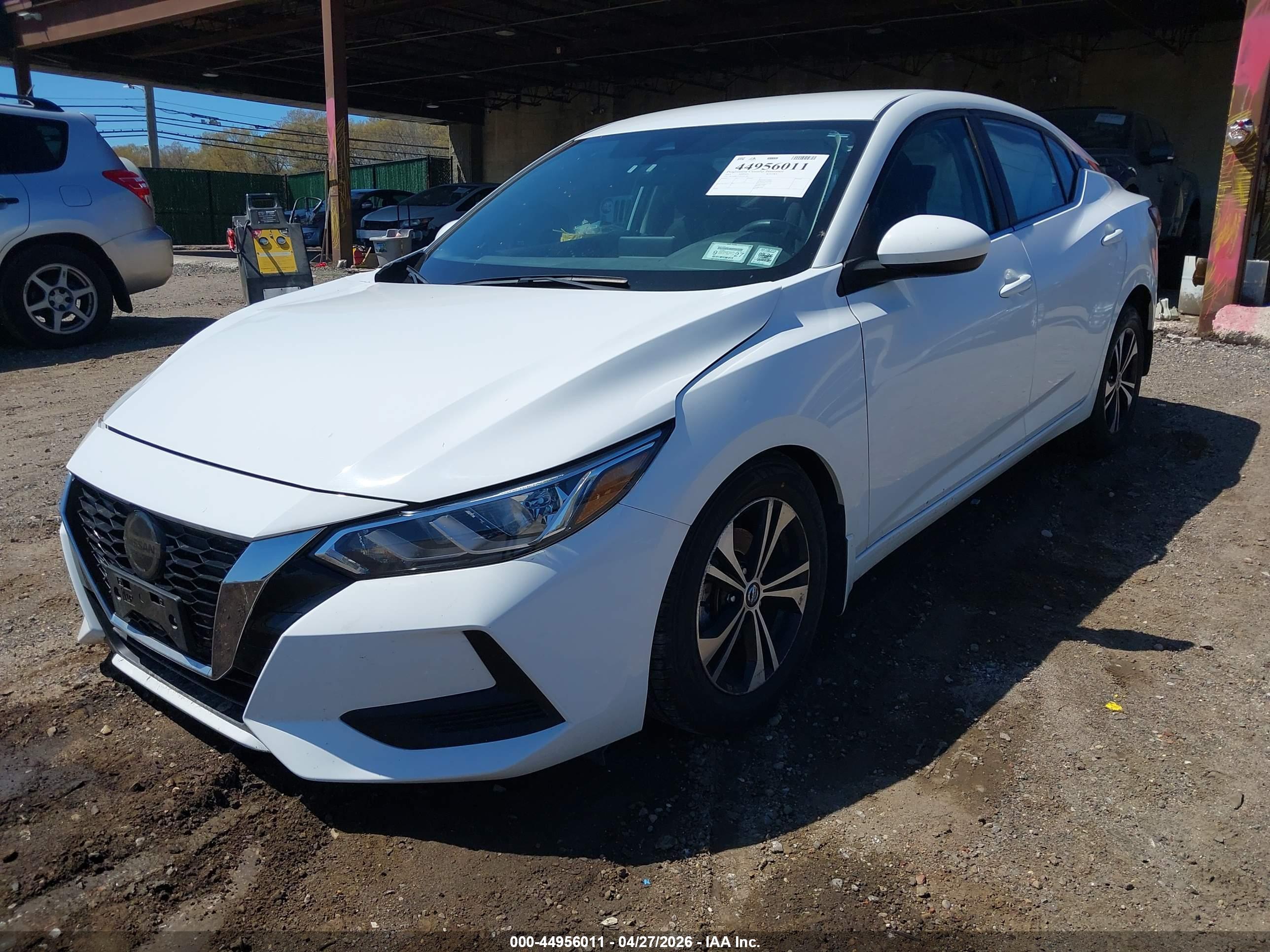 NISSAN SENTRA image 2