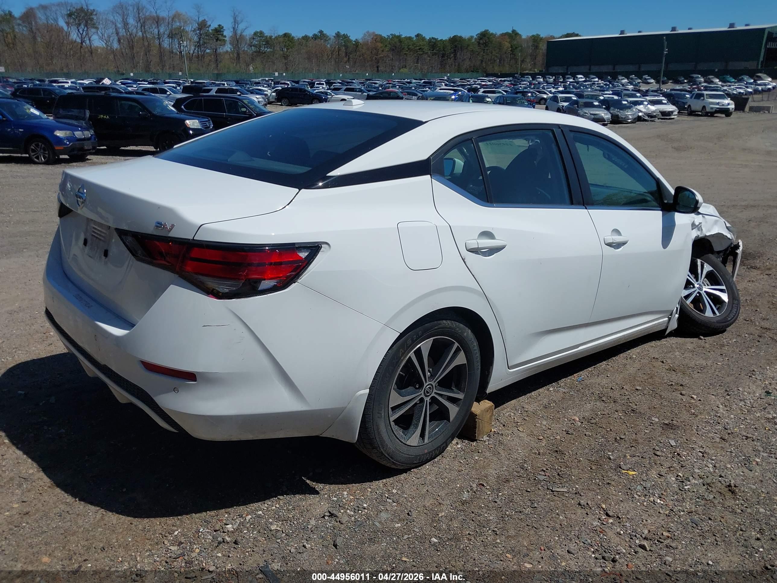 NISSAN SENTRA image 4