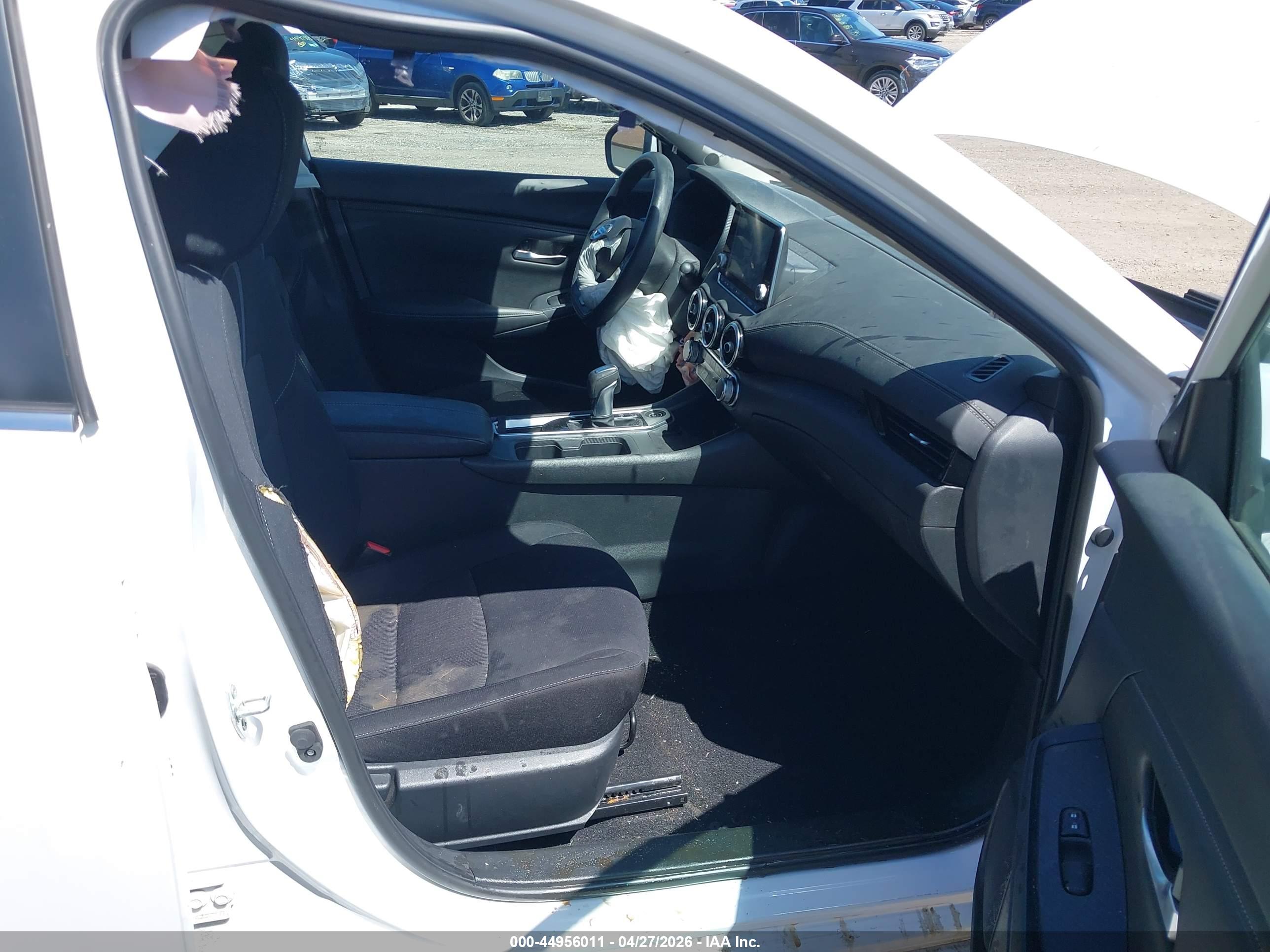 NISSAN SENTRA image 5