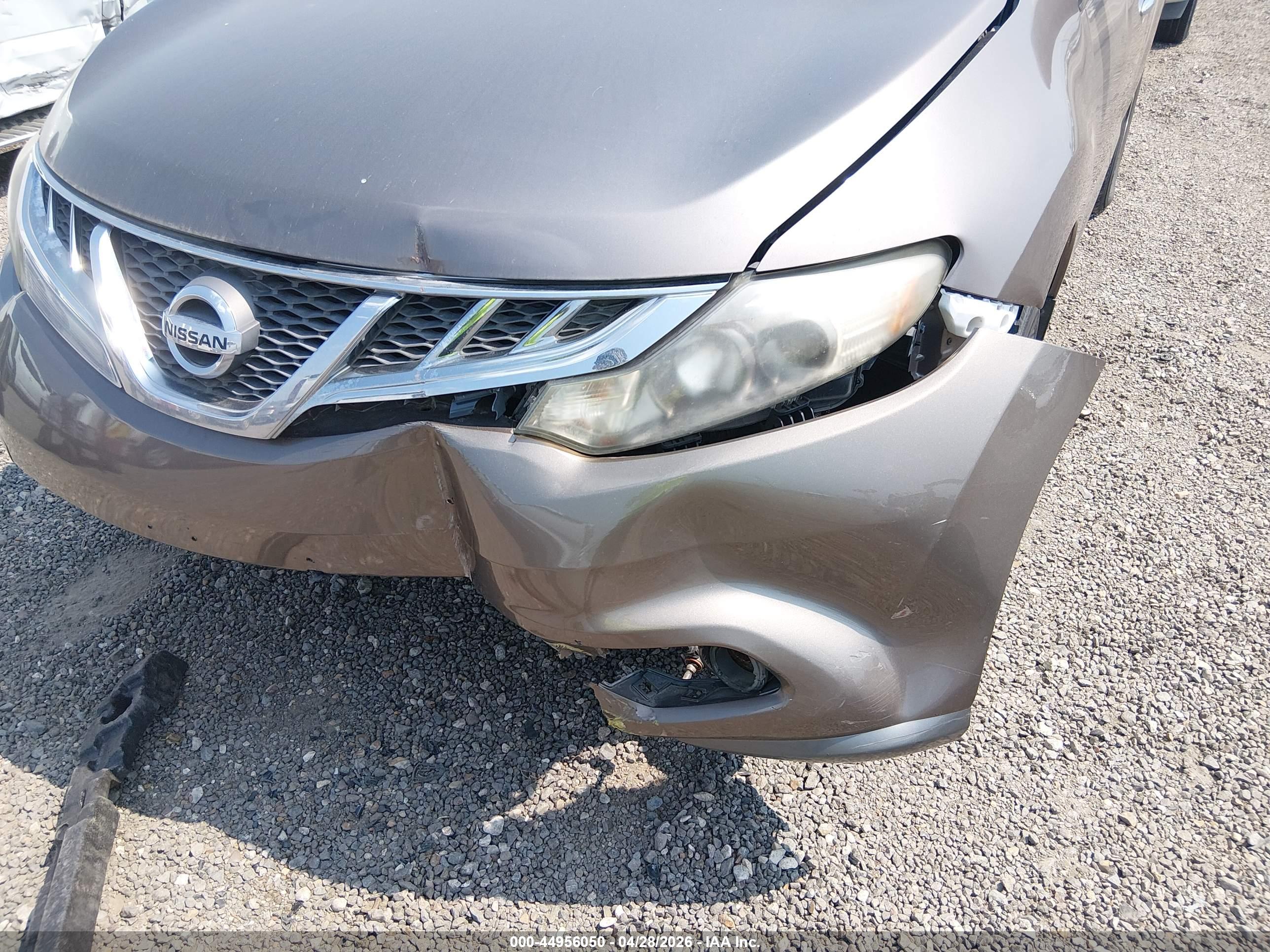 NISSAN MURANO image 6