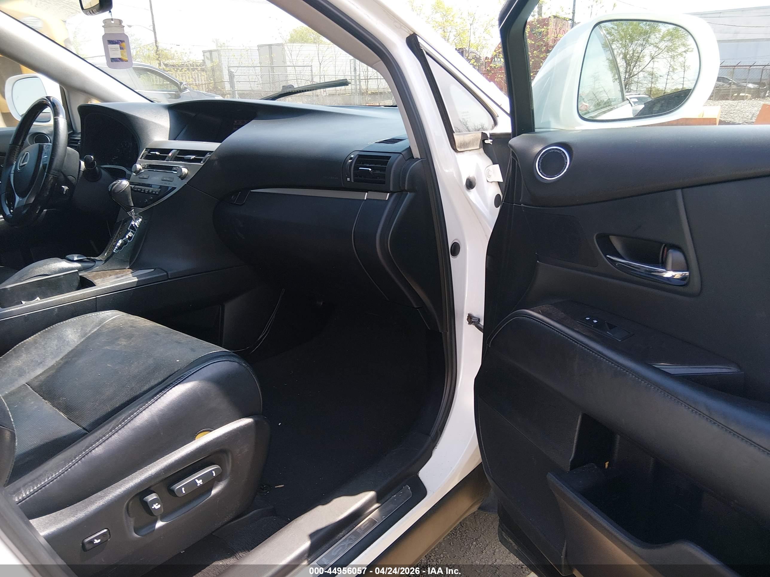 LEXUS RX image 5