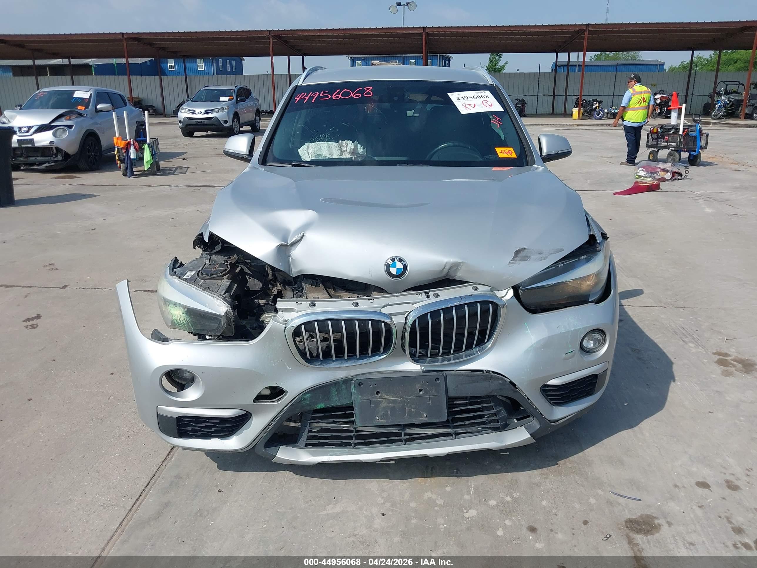 BMW X1 image 6