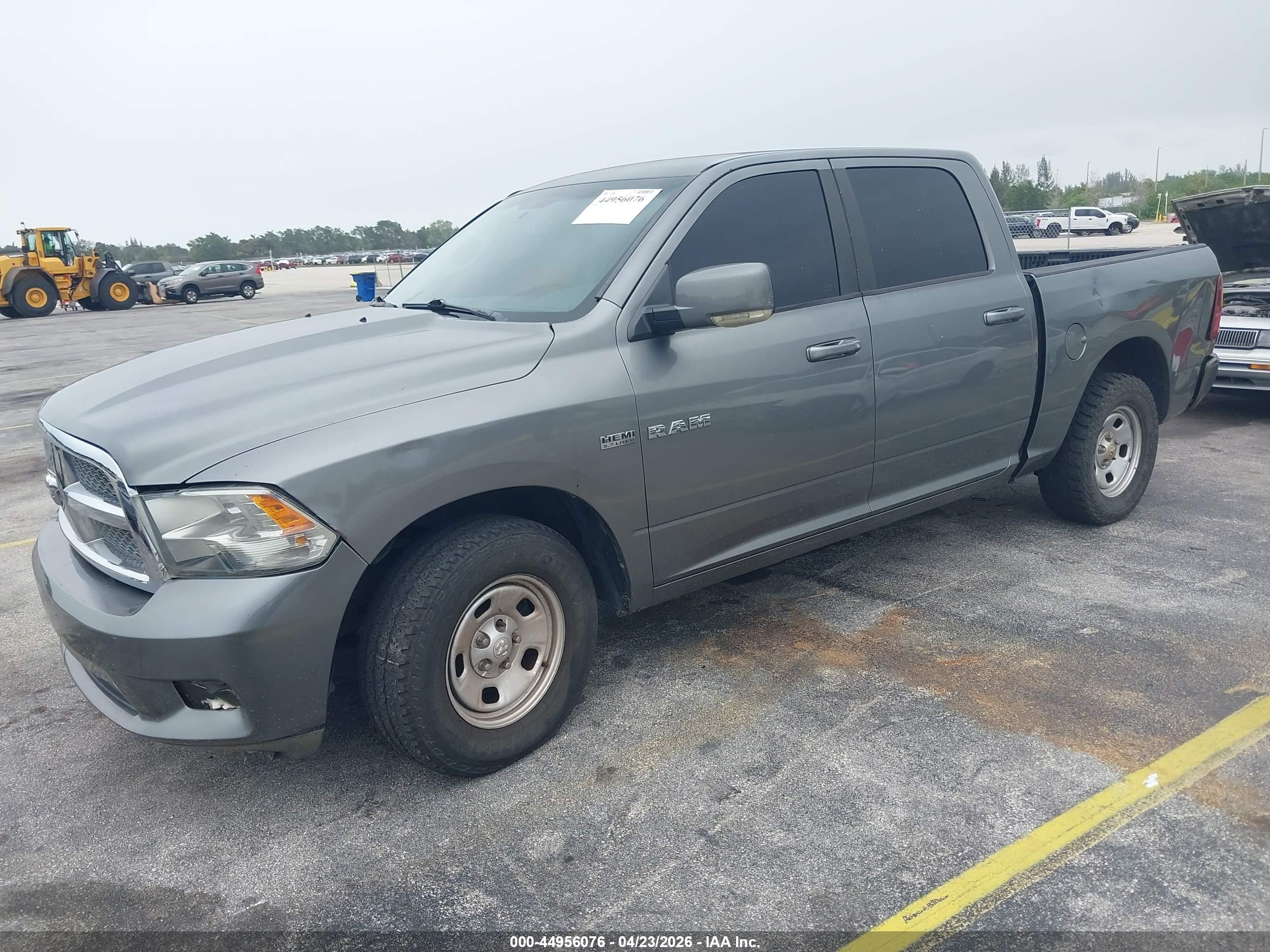 DODGE RAM image 2