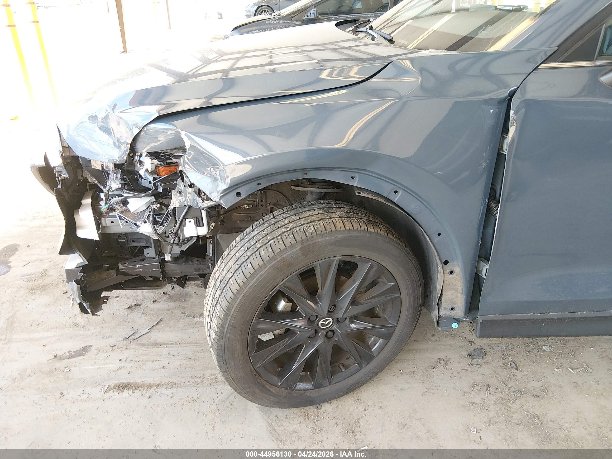 MAZDA CX-5 image 6