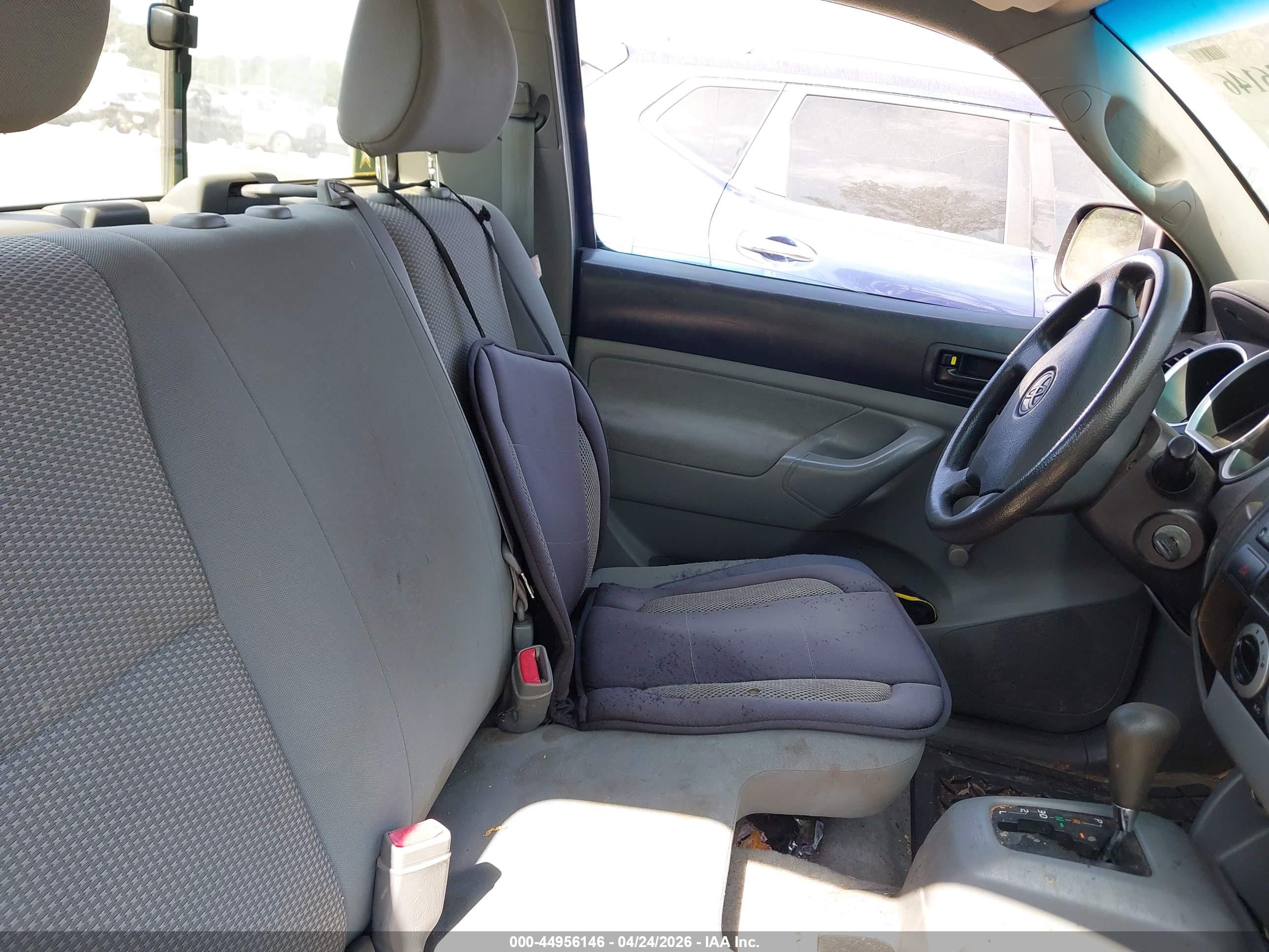 TOYOTA TACOMA image 8