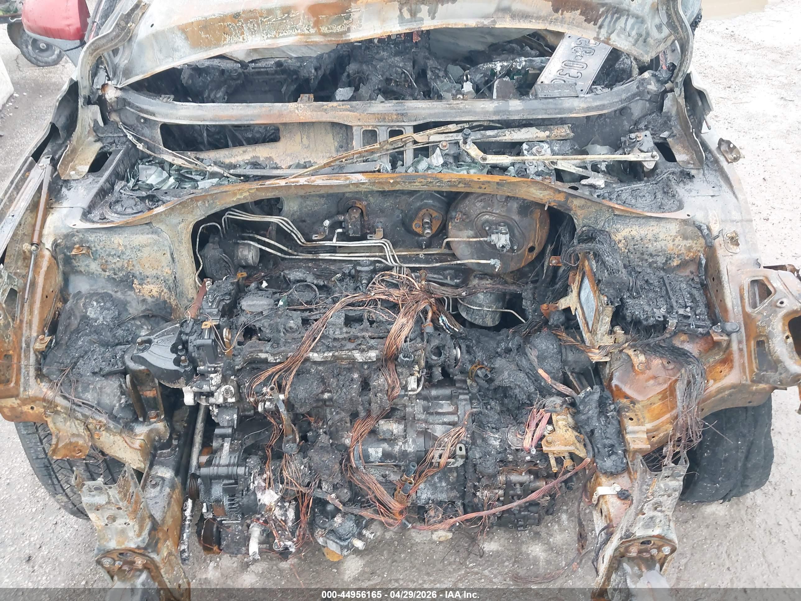 HYUNDAI SANTA image 10