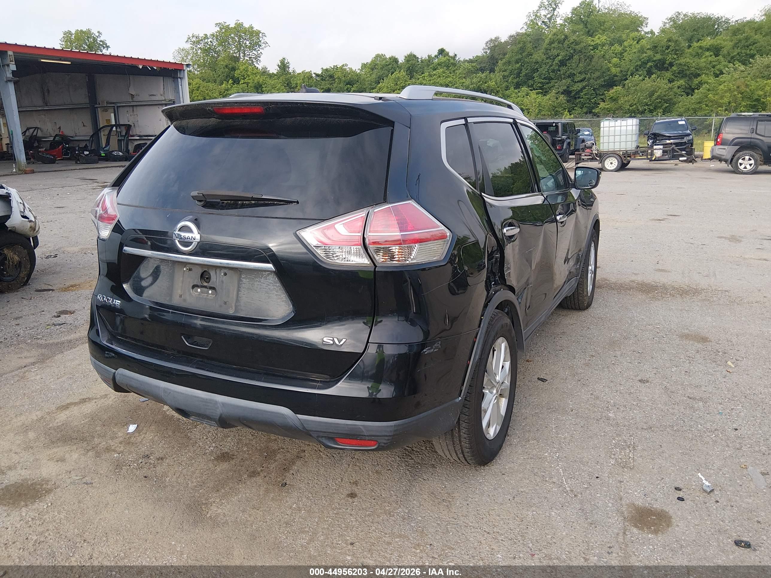 NISSAN ROGUE image 4
