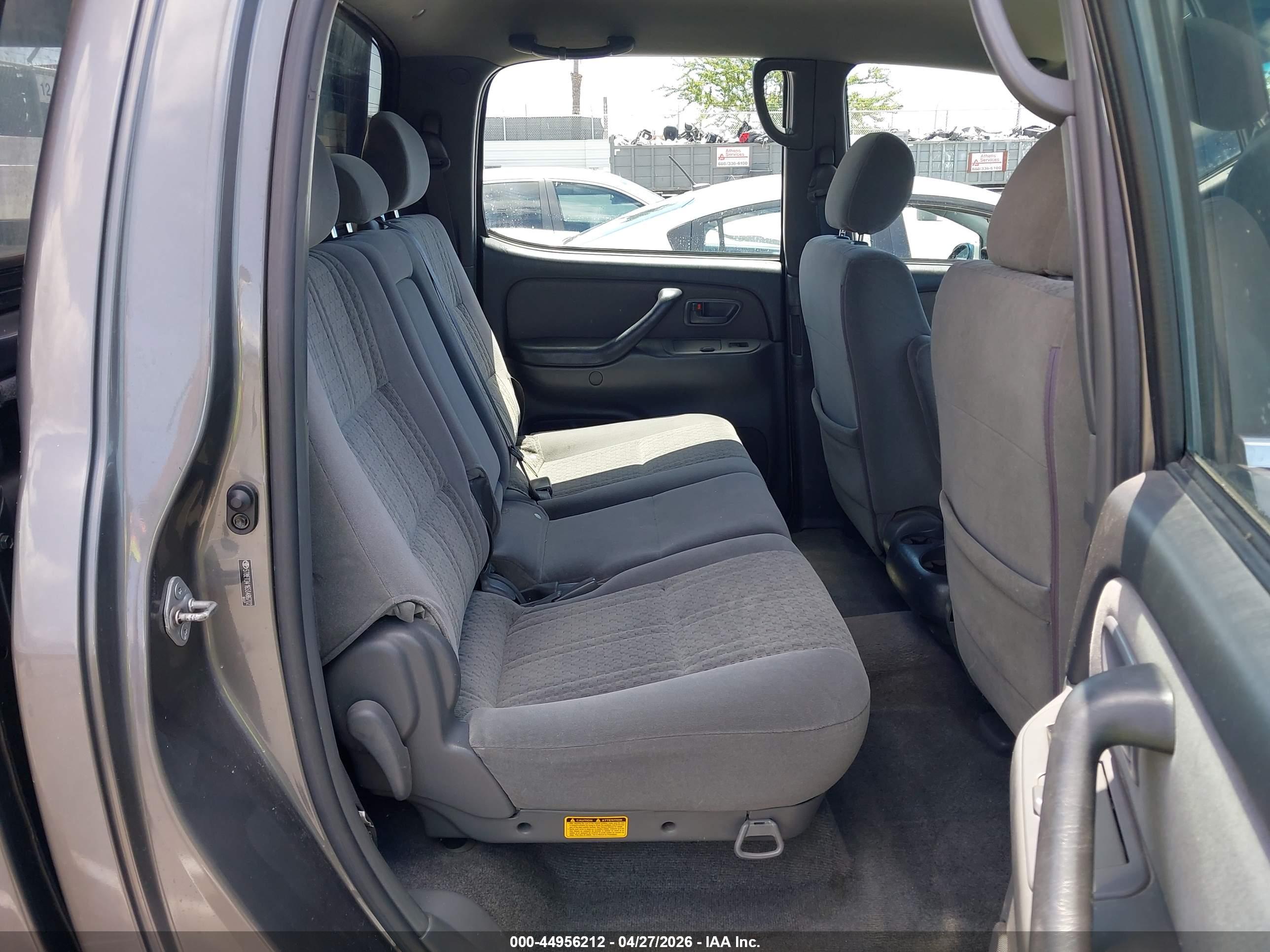 TOYOTA TUNDRA image 8