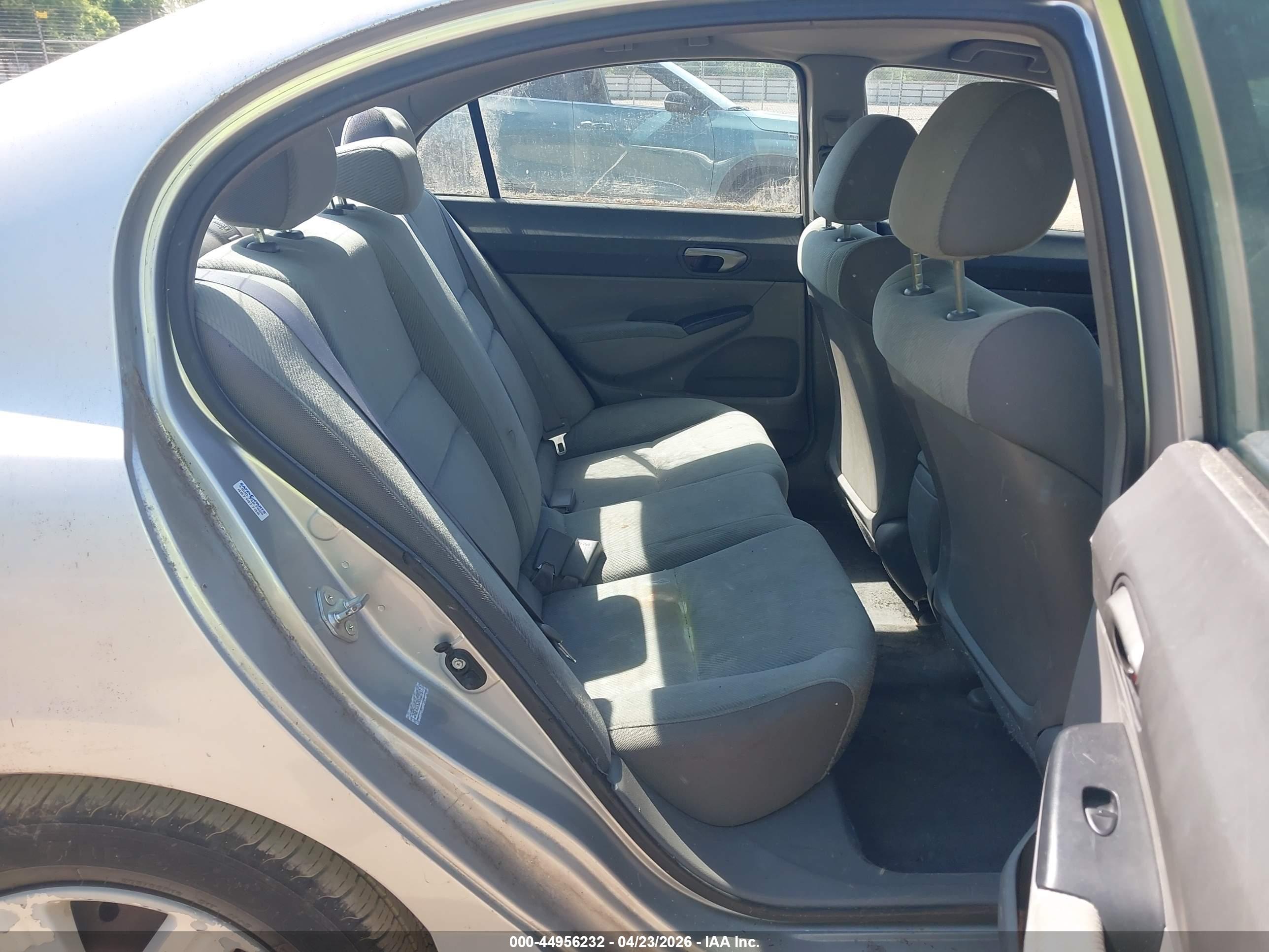 HONDA CIVIC image 8
