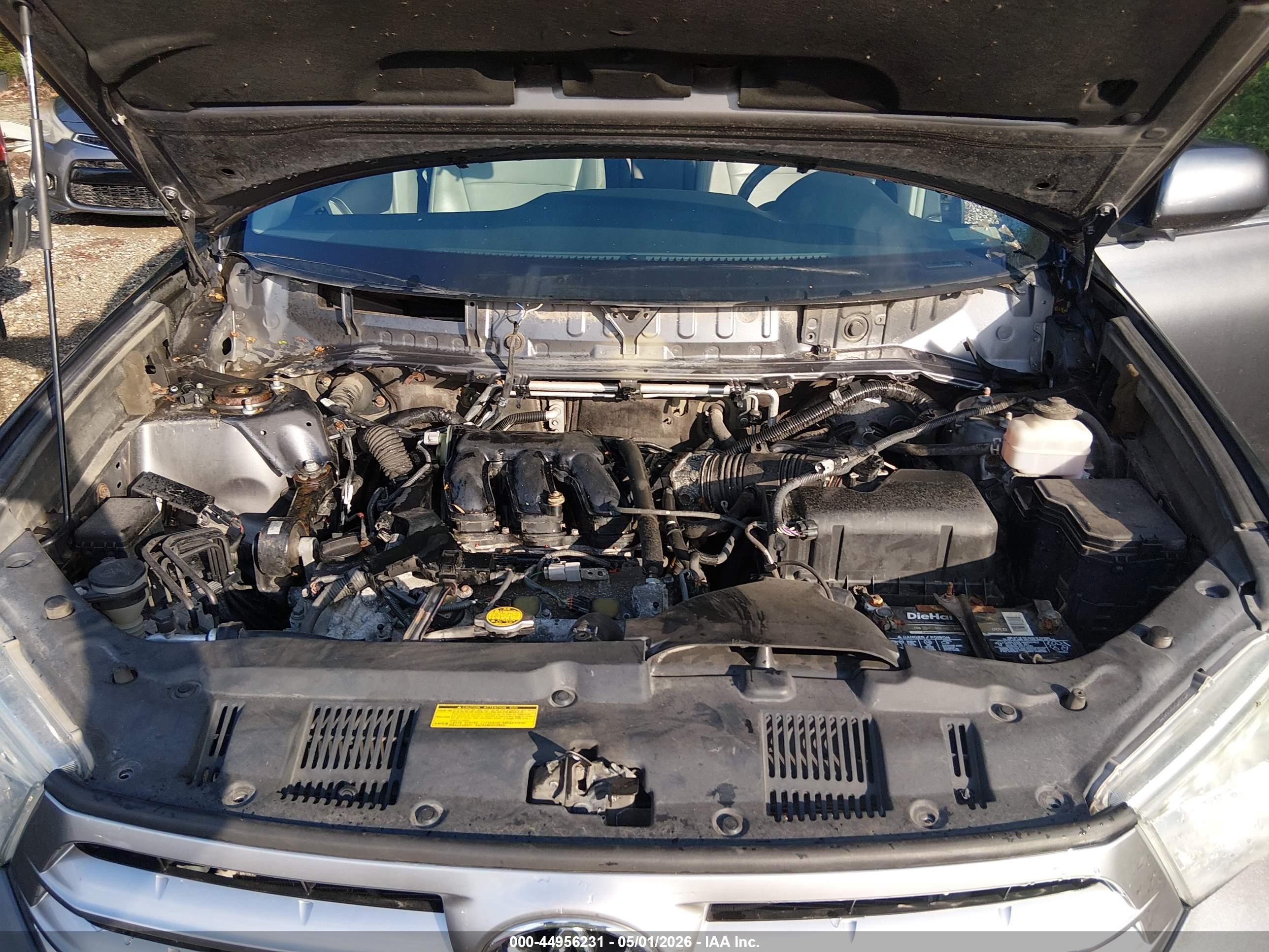 TOYOTA HIGHLANDER image 10