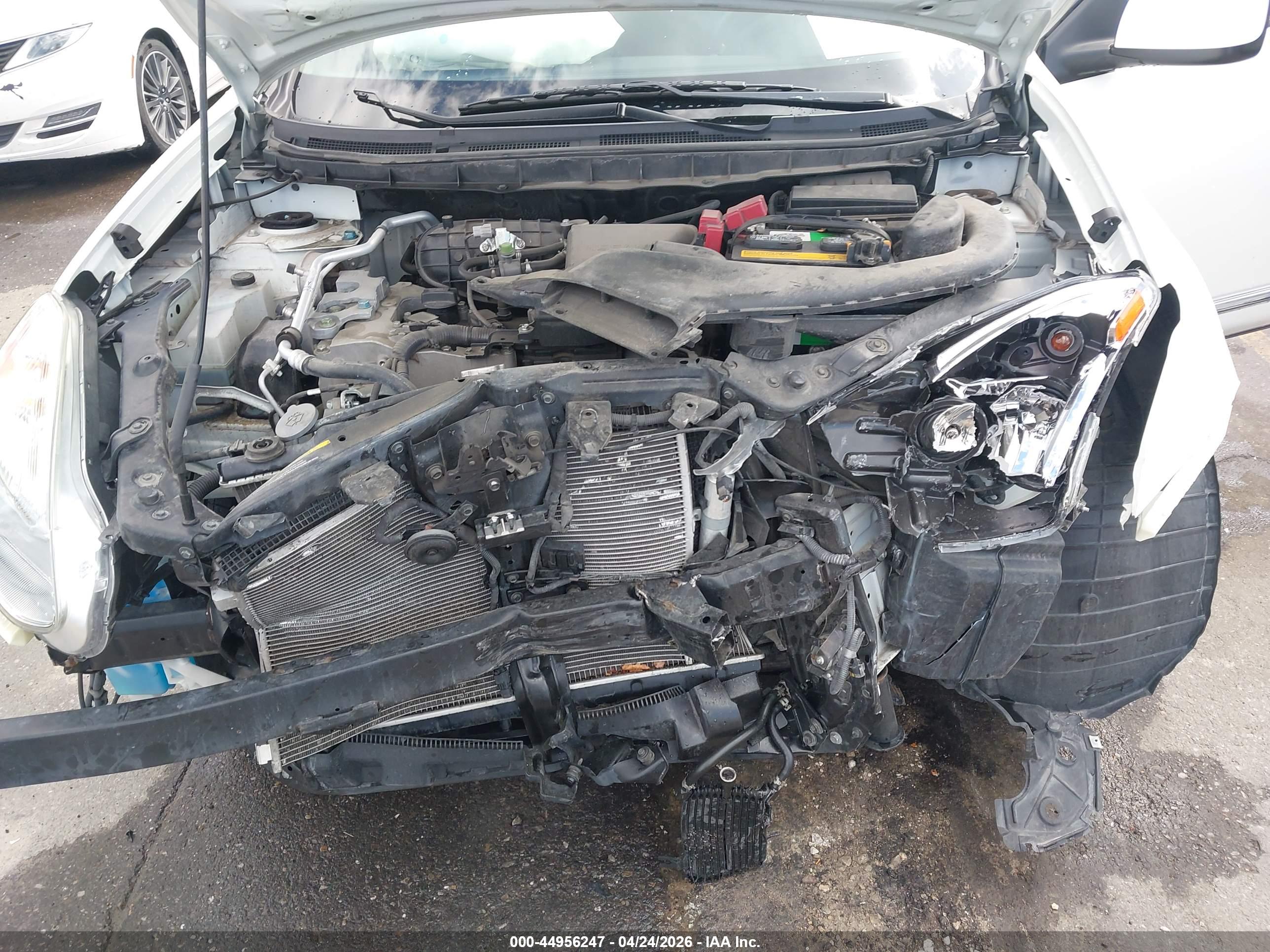 NISSAN ROGUE image 10