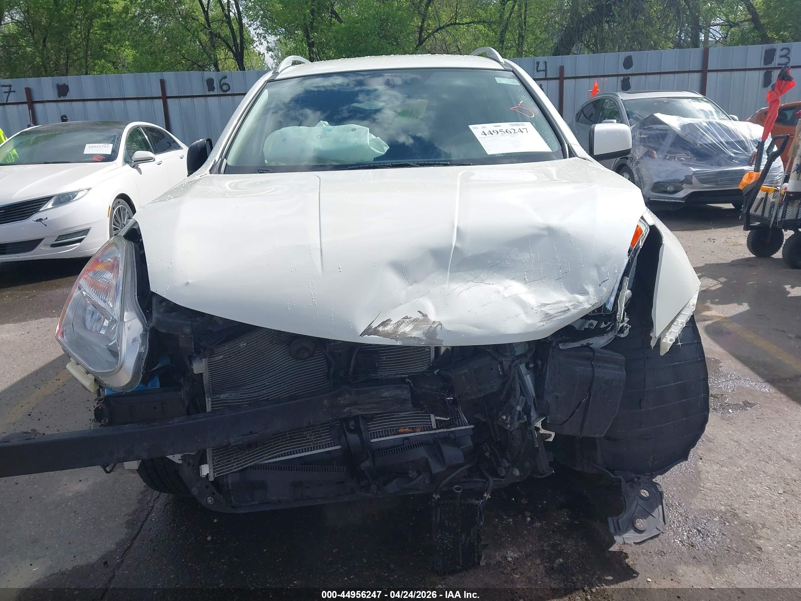 NISSAN ROGUE image 6