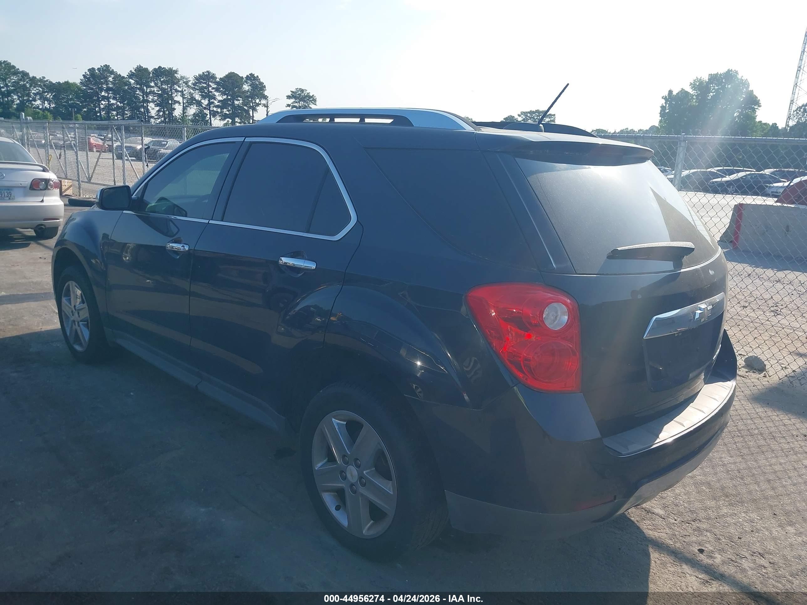 CHEVROLET EQUINOX image 3