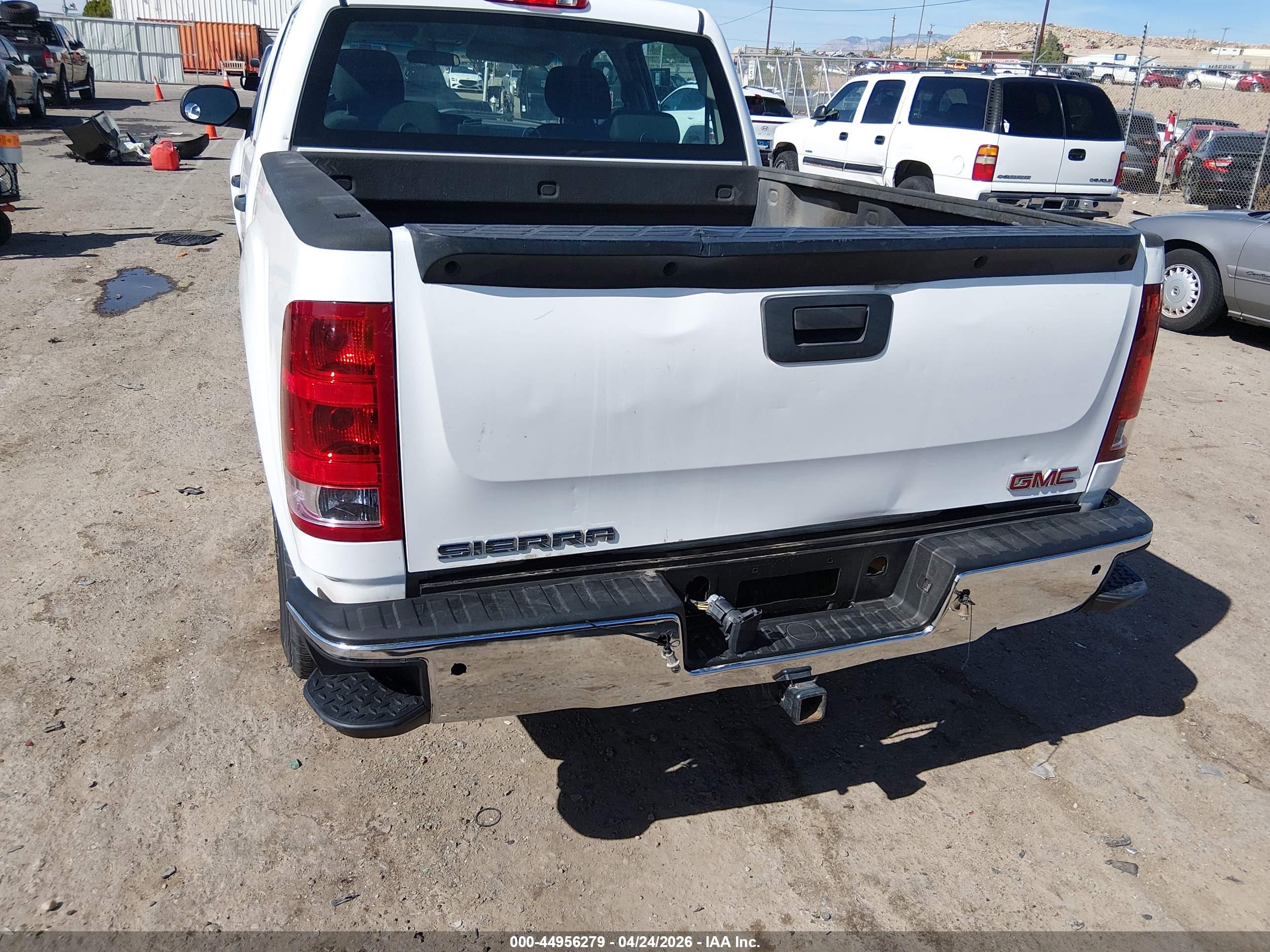 GMC SIERRA image 6