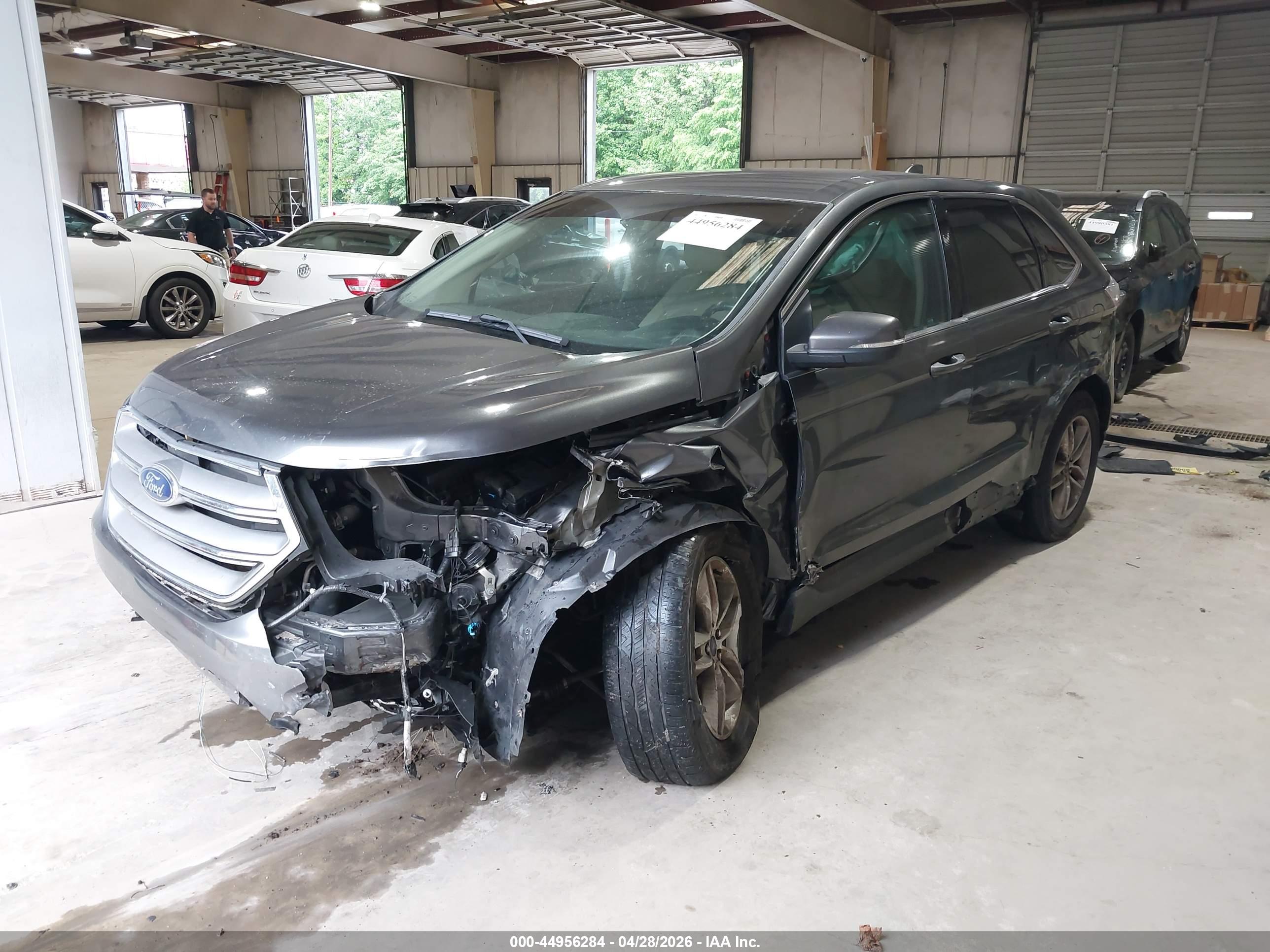 FORD EDGE image 2