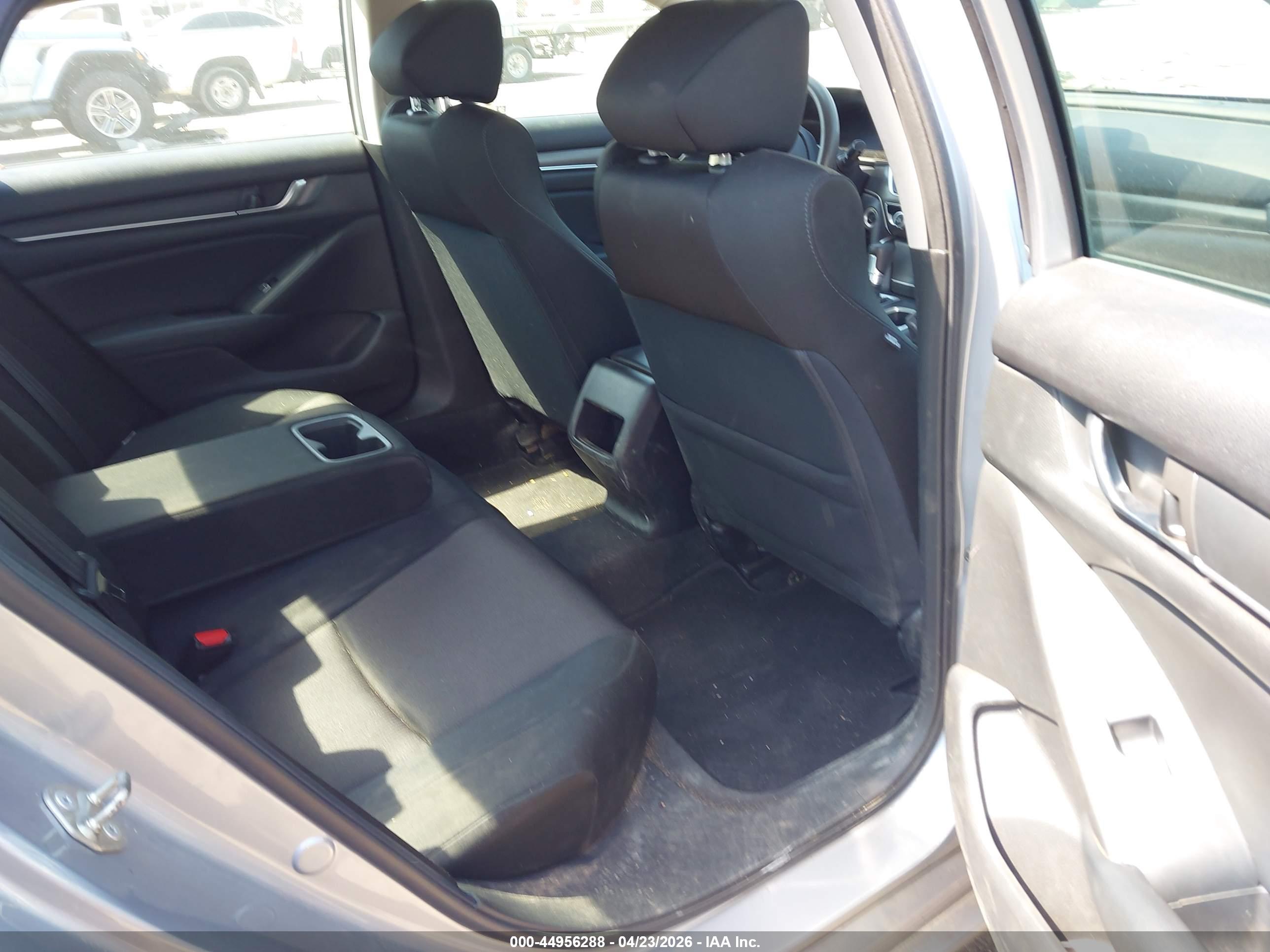 HONDA ACCORD image 8