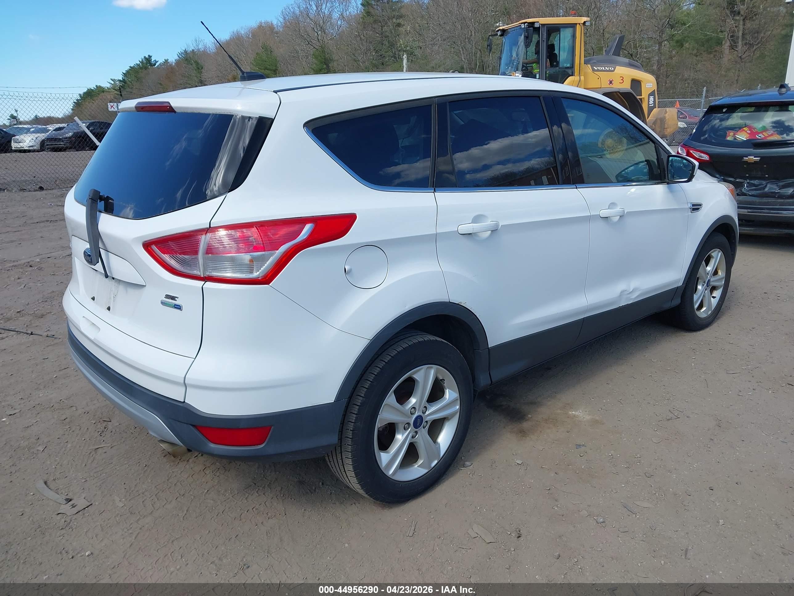 FORD ESCAPE image 4