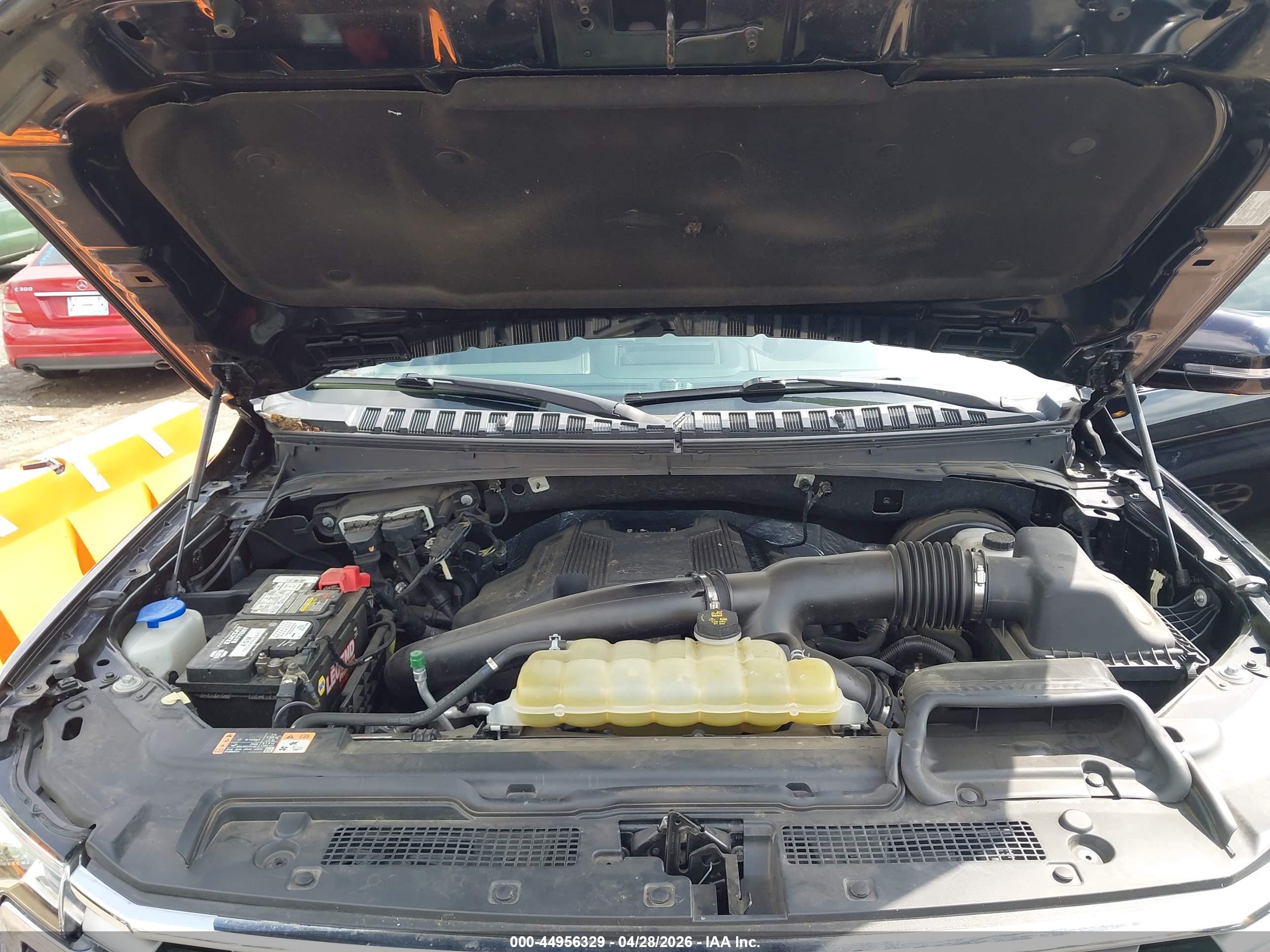 FORD EXPEDITION image 10