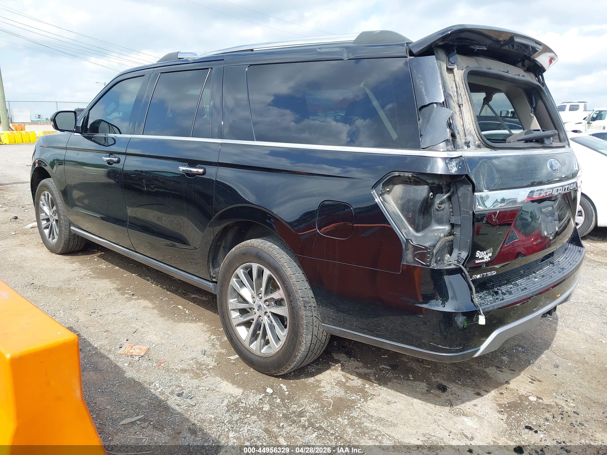 FORD EXPEDITION image 3