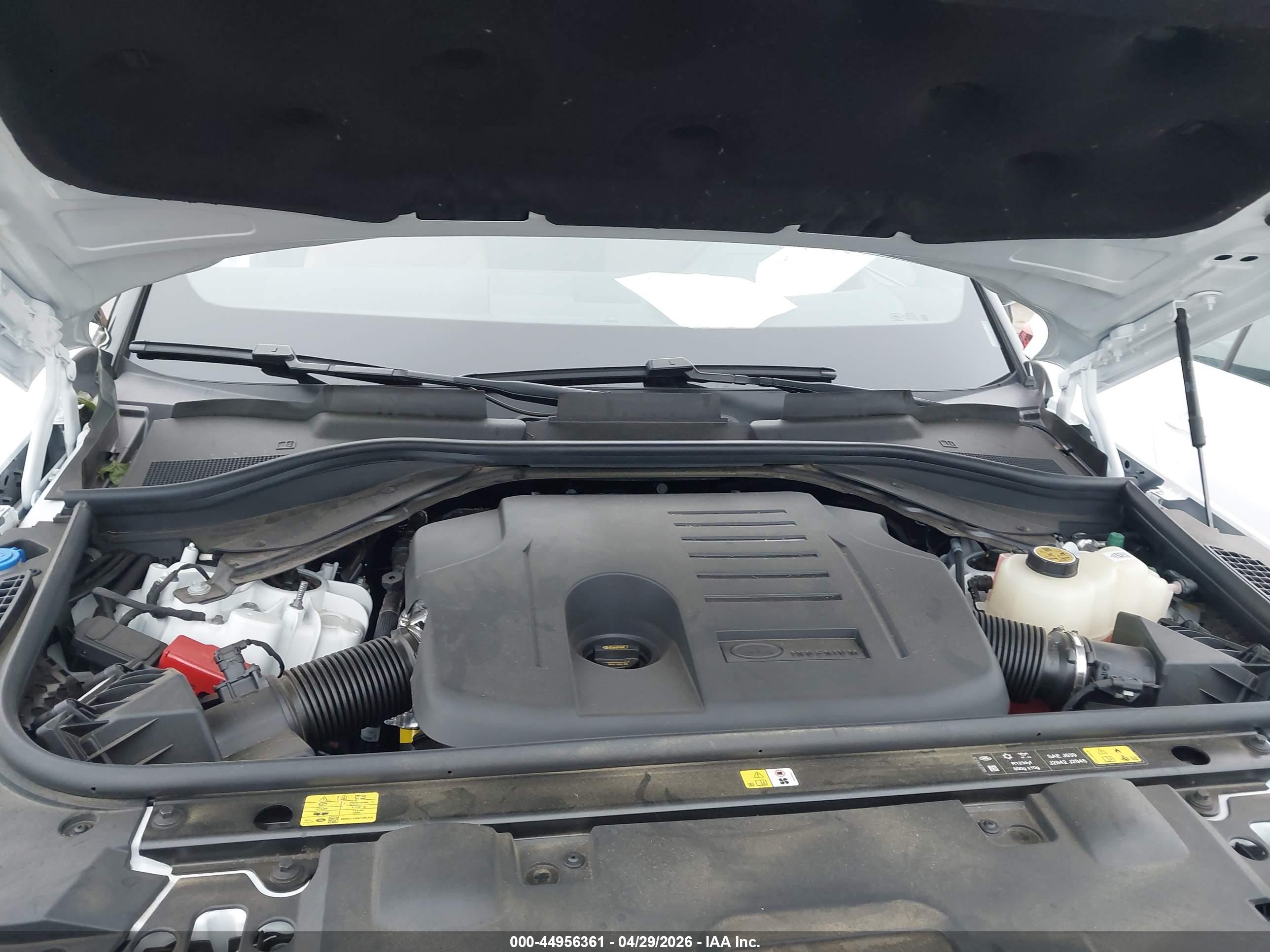 LAND ROVER image 10