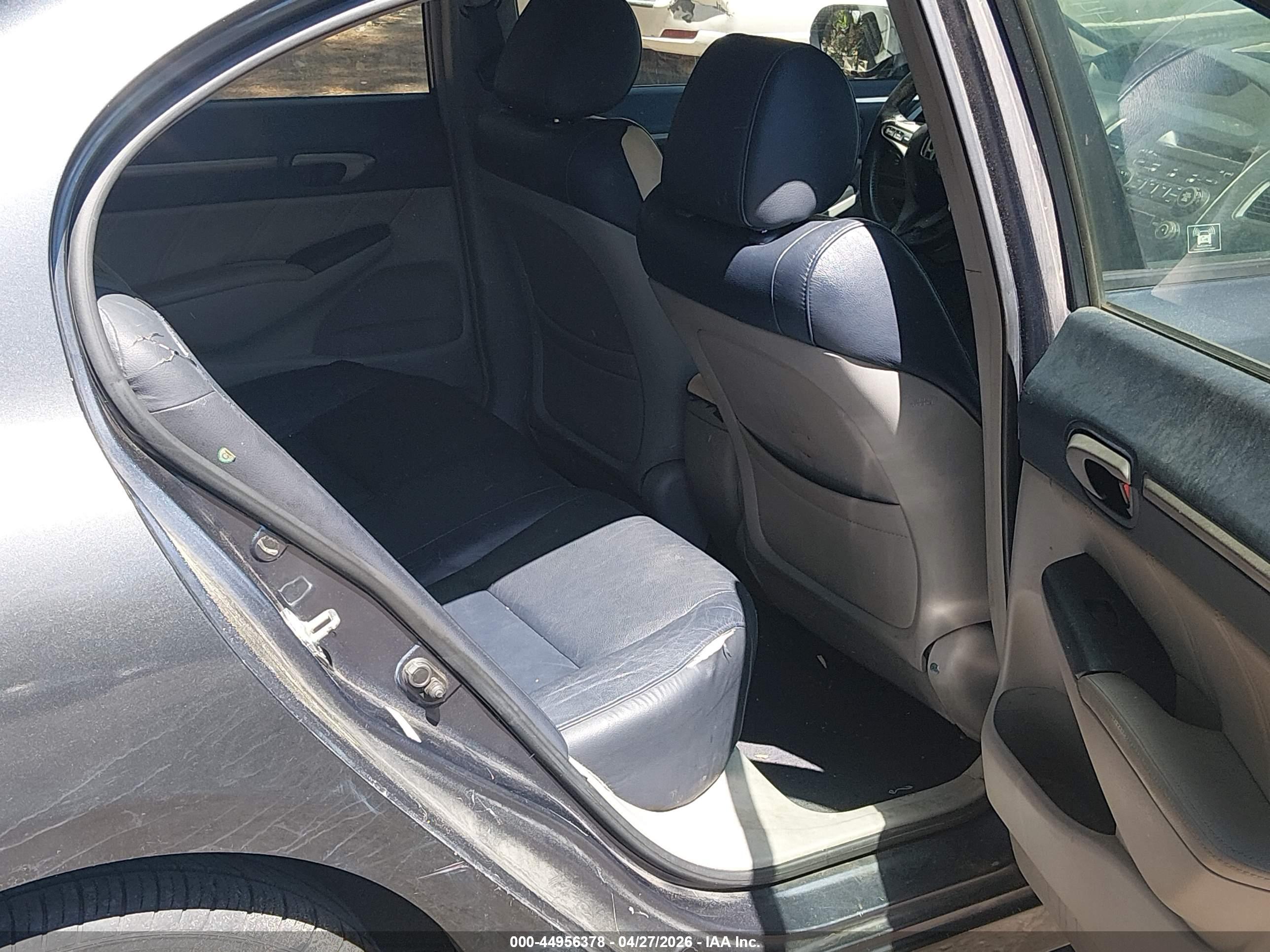 HONDA CIVIC image 8