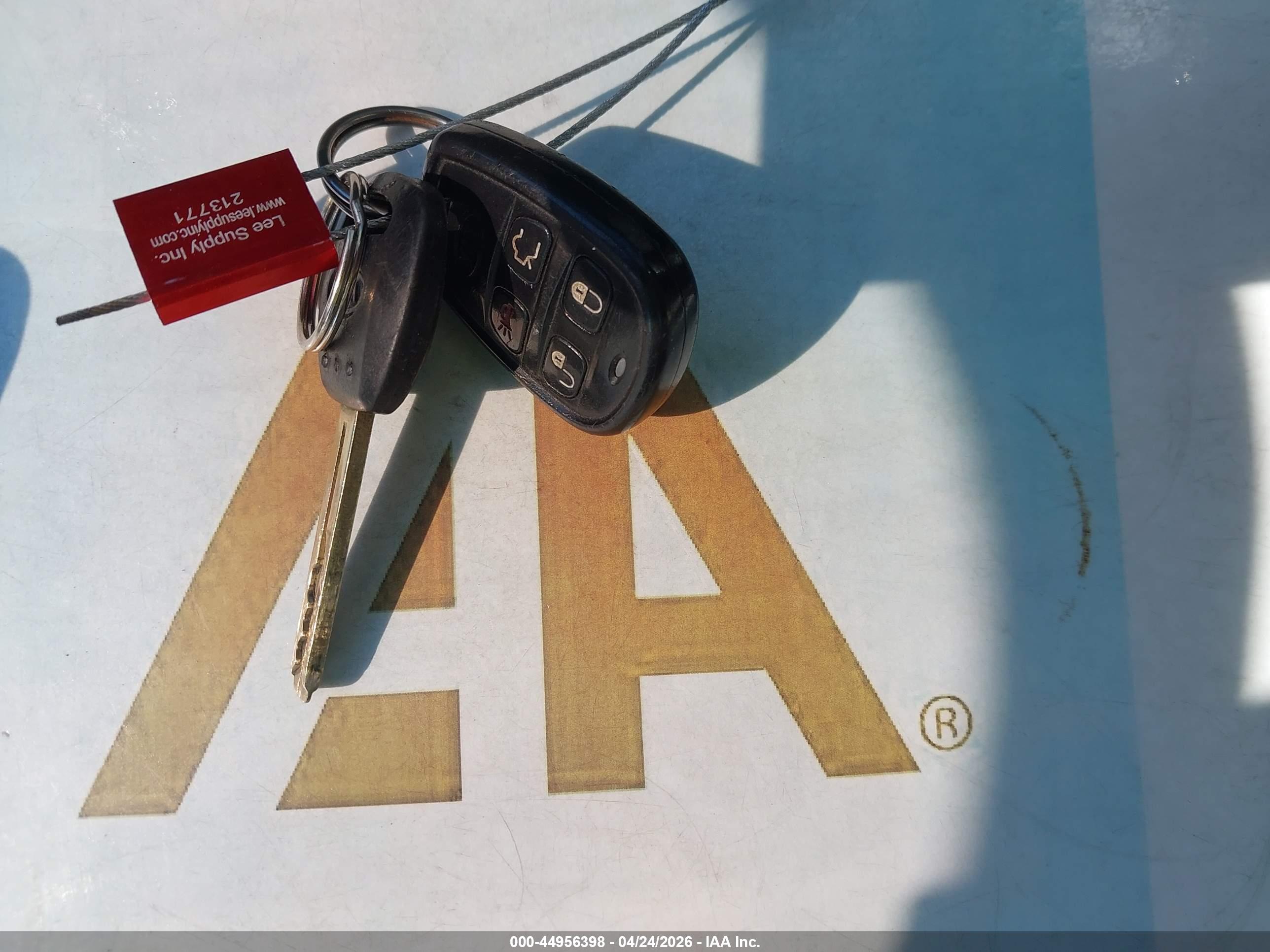 KIA AMANTI image 11