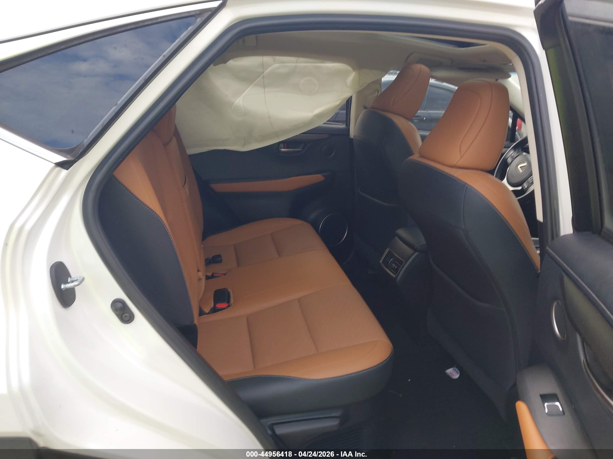 LEXUS NX image 8