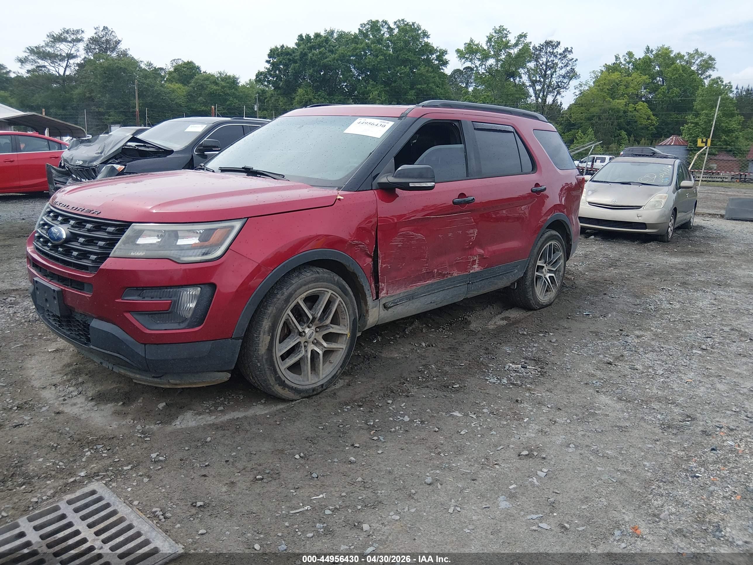 FORD EXPLORER image 2