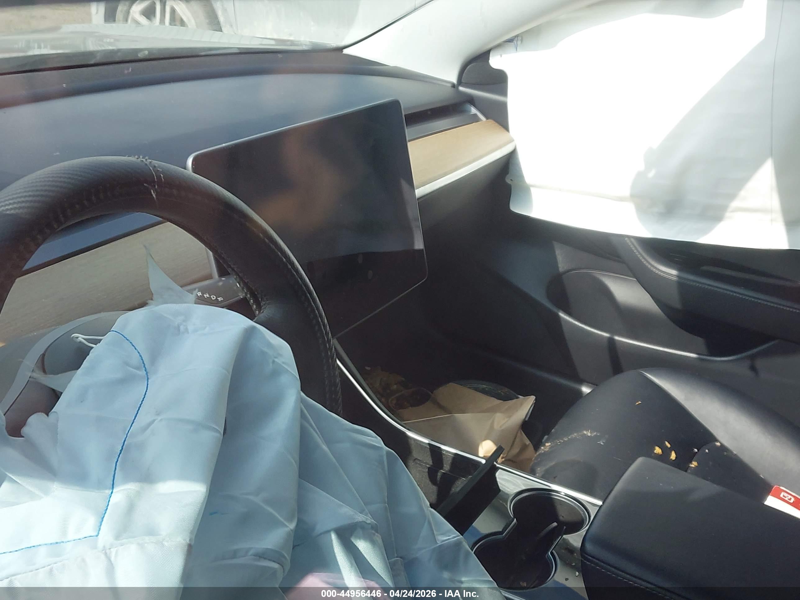 TESLA MODEL image 7